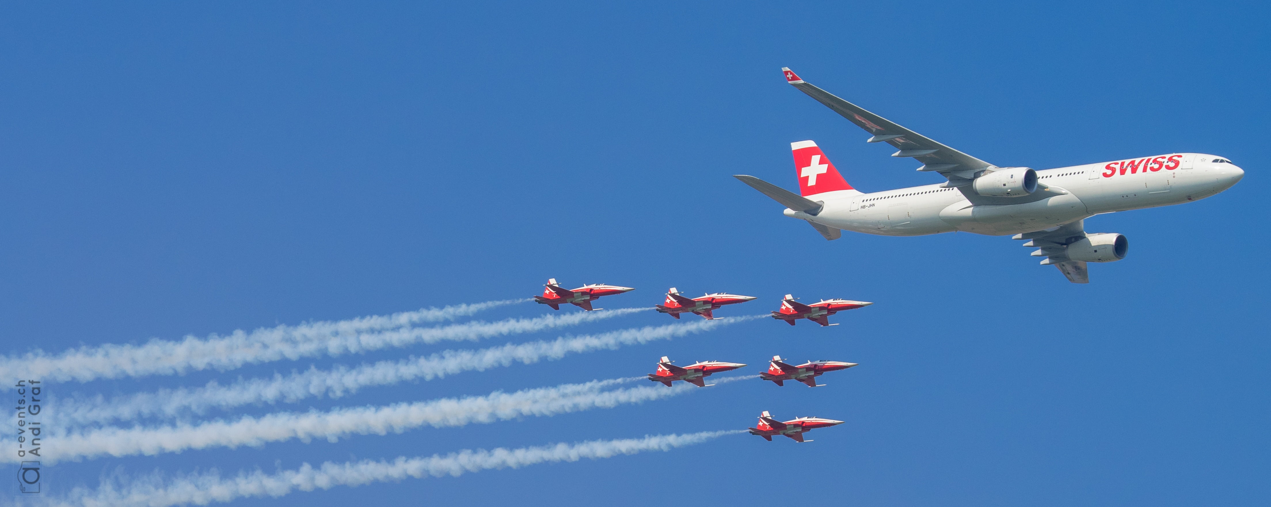 aerobatics, no people, blue, outdoors, clear sky, aerospace industry, teamwork, sky, swiss airline, airplane, flugshow, sports activity, air vehicle, army, HD Wallpaper