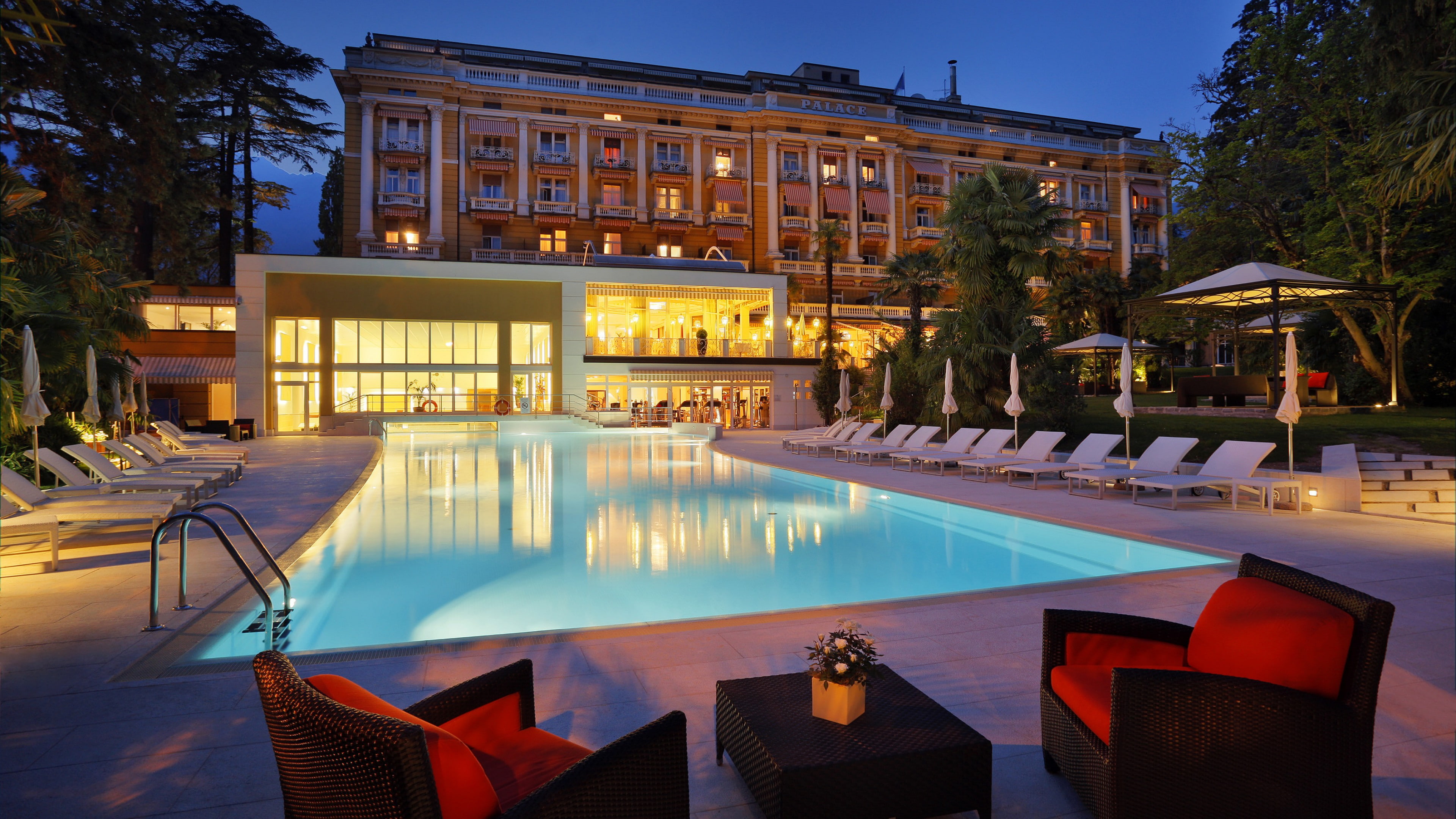 time, Palace Merano, travel, Italy, vacation, Best hotels, painted, beige, concrete, 4K, night, tourism, building, resort, pool, booking, HD Wallpaper