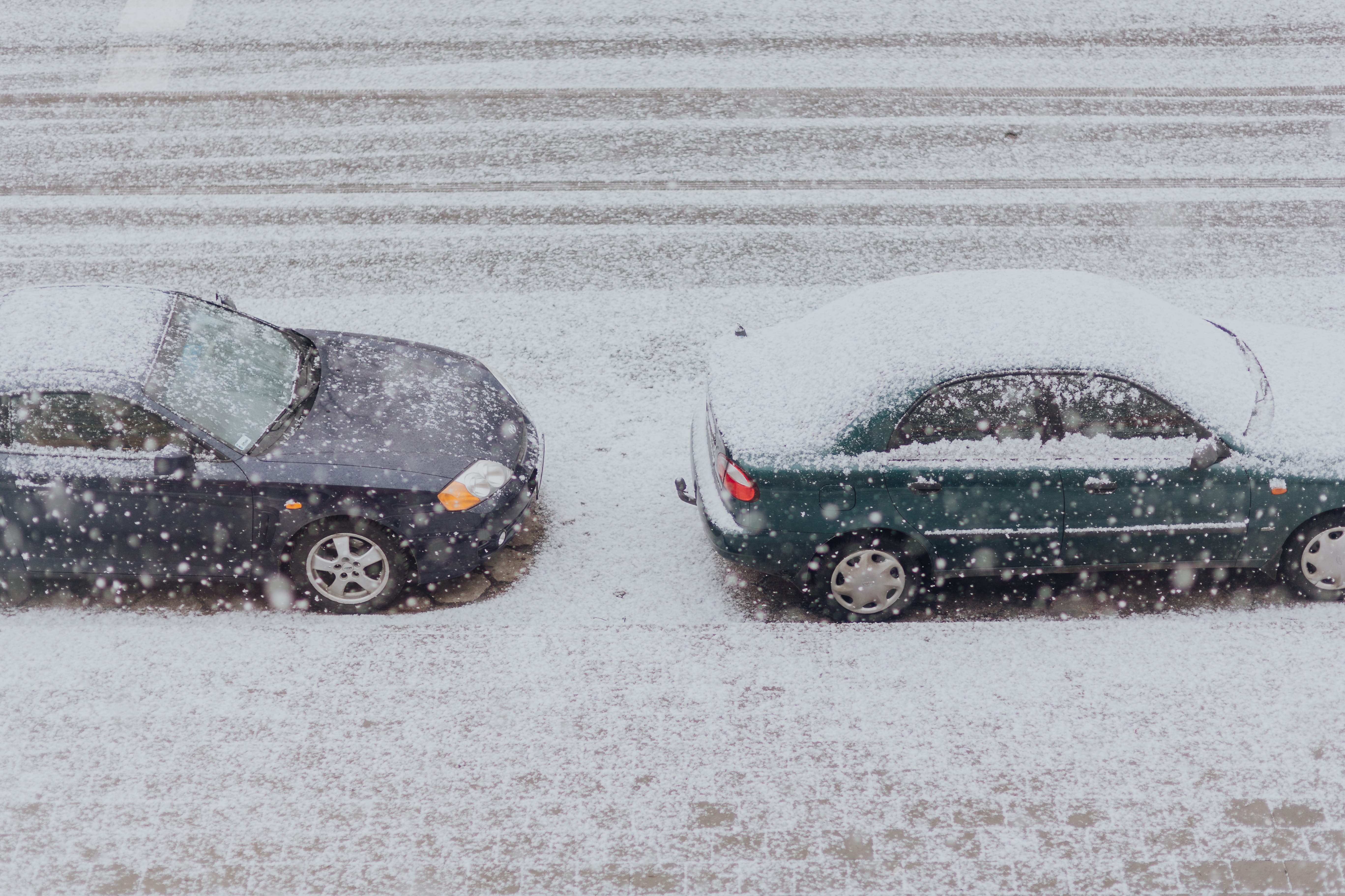 architecture, high angle view, road, blizzard, snowing, outdoors, car, cold temperature, street, transportation, cars, white color, day, town, no people, HD Wallpaper