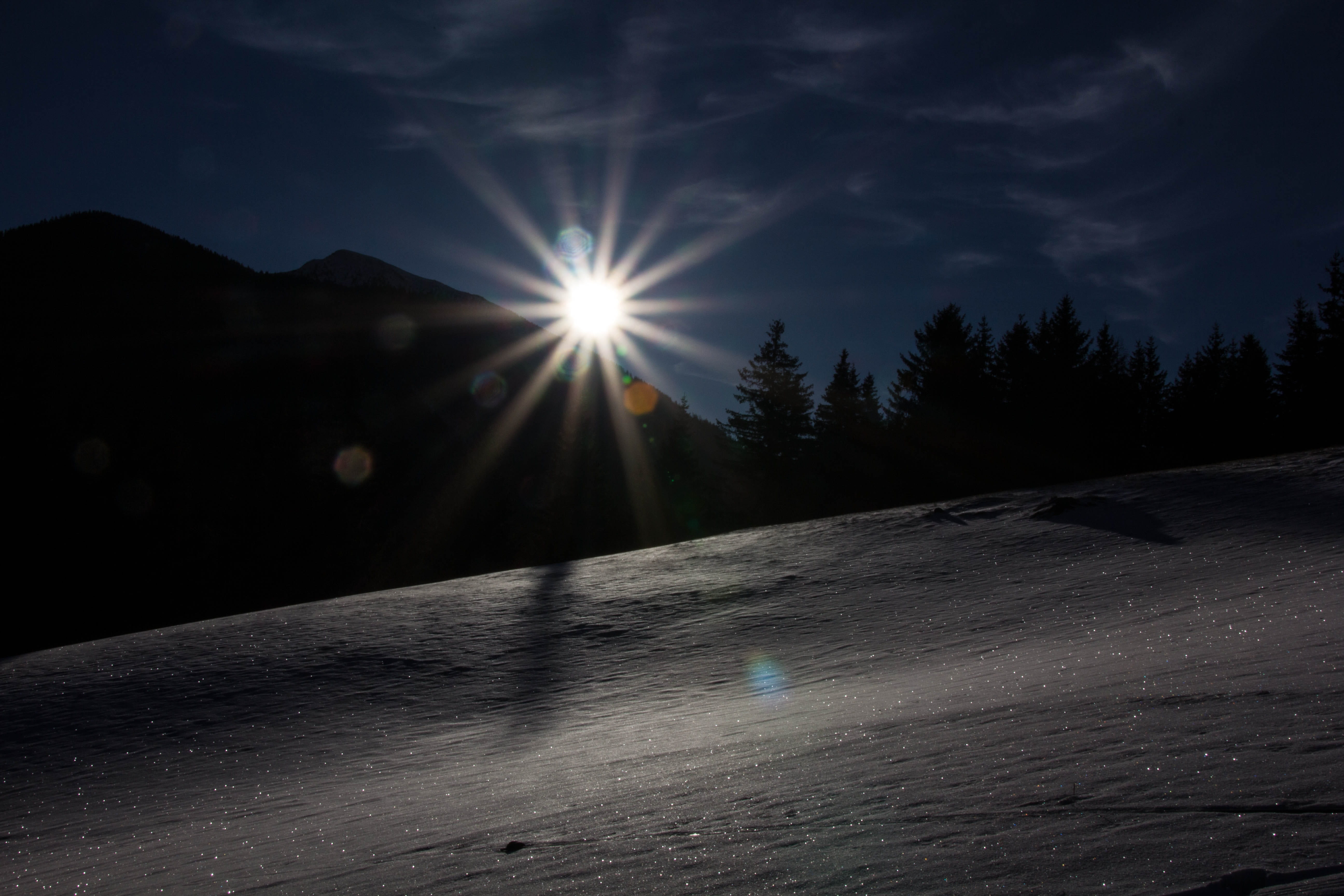 no people, beauty in nature, sunbeam, cold temperature, sparkle, cold, sky, mountain, scenics - nature, sunlight, Wintry, tranquil scene, tranquility, water, HD Wallpaper
