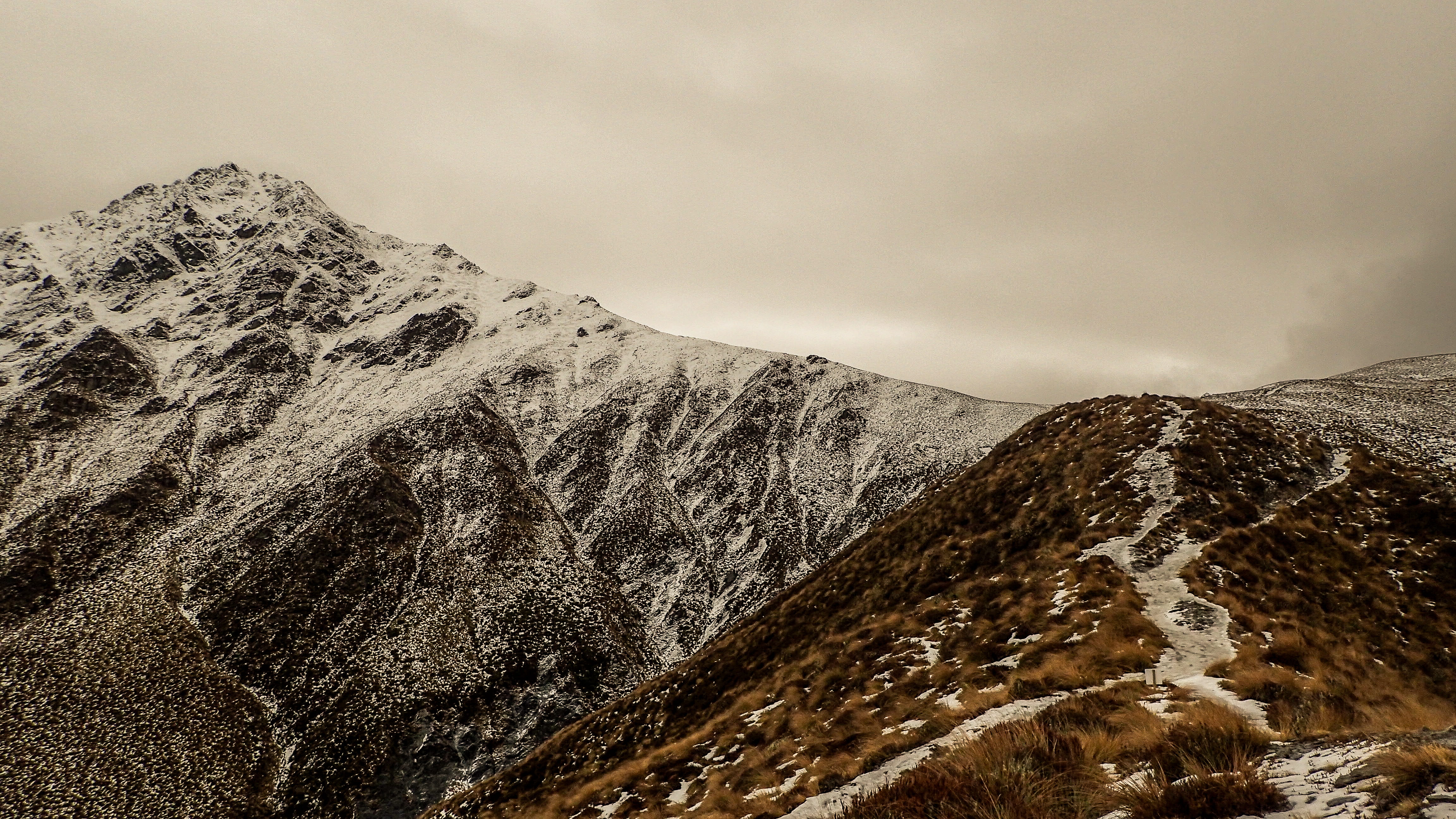 environment, rock, mountains, snow, 4K, non-urban scene, outdoors, winter, extreme terrain, hike, sky, ben lomond, nz, mountain, new zealand, scenics - nature, HD Wallpaper