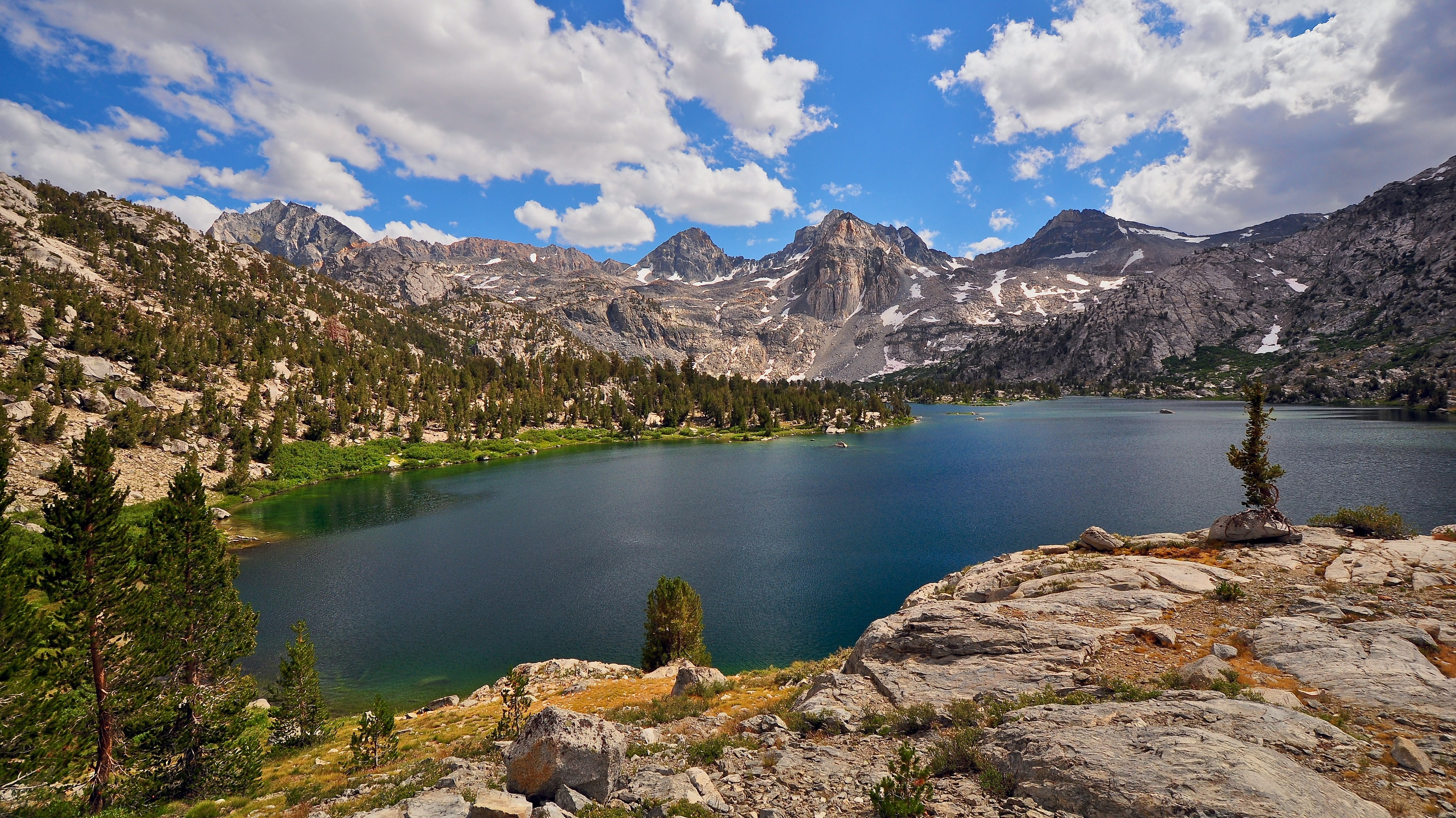 Bank, Kings Canyon National Park, national Park kings Canyon, 4K, rocks, mountains, Sierra Nevada, lake, trees, USA, HD Wallpaper