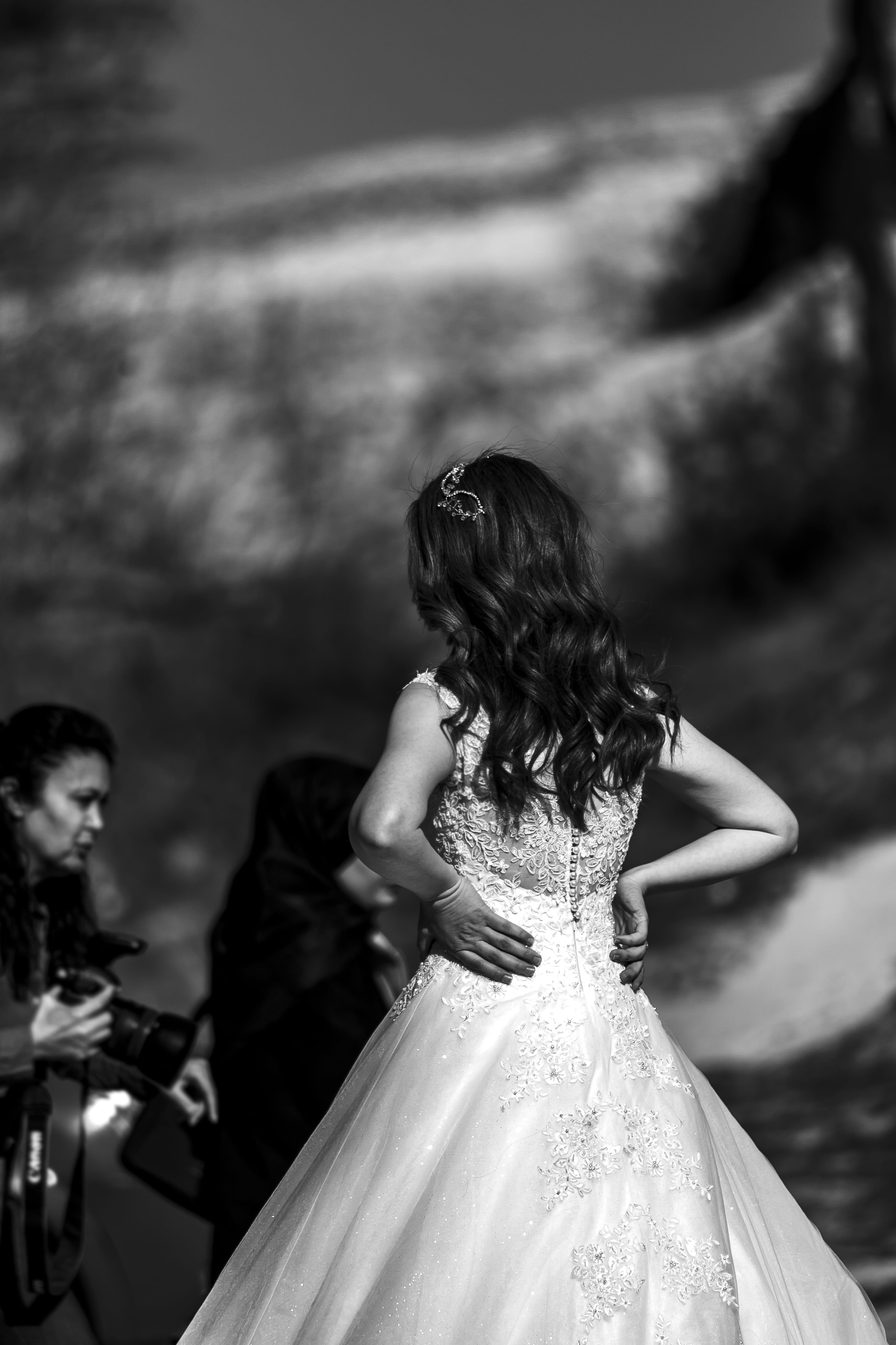 young adult, adult, wedding, young women, real people, Photographer, Marriage, clothing, Turkey, people, beautiful woman, Women, two people, standing, Hulki Okan Tabak, Phone HD Wallpaper