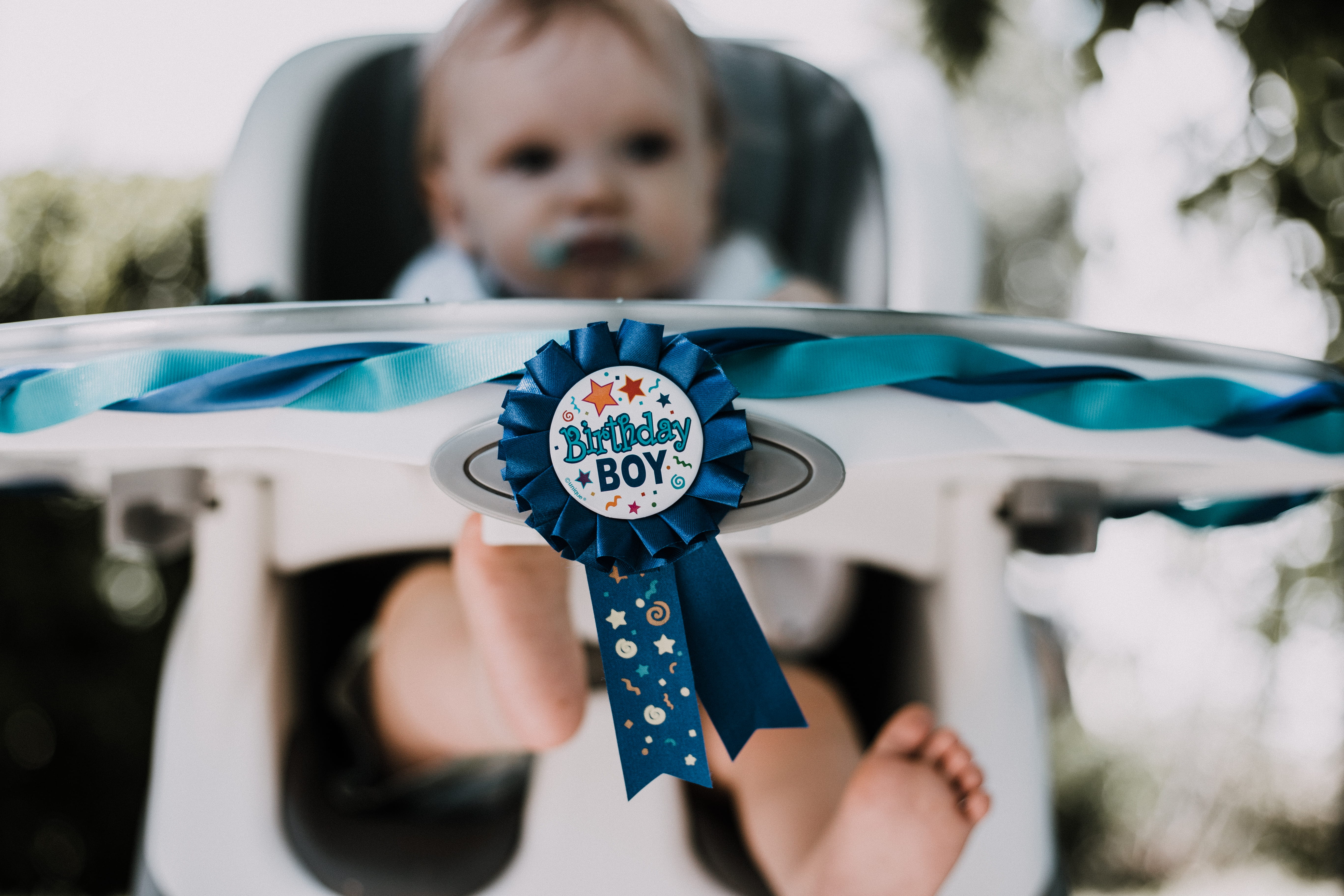 family, fest, sitting, 5K, celebrate, lifestyles, young, cute, car, day, toddler, attached, child, youngster, baby, celebration, birthday, focus on foreground, HD Wallpaper