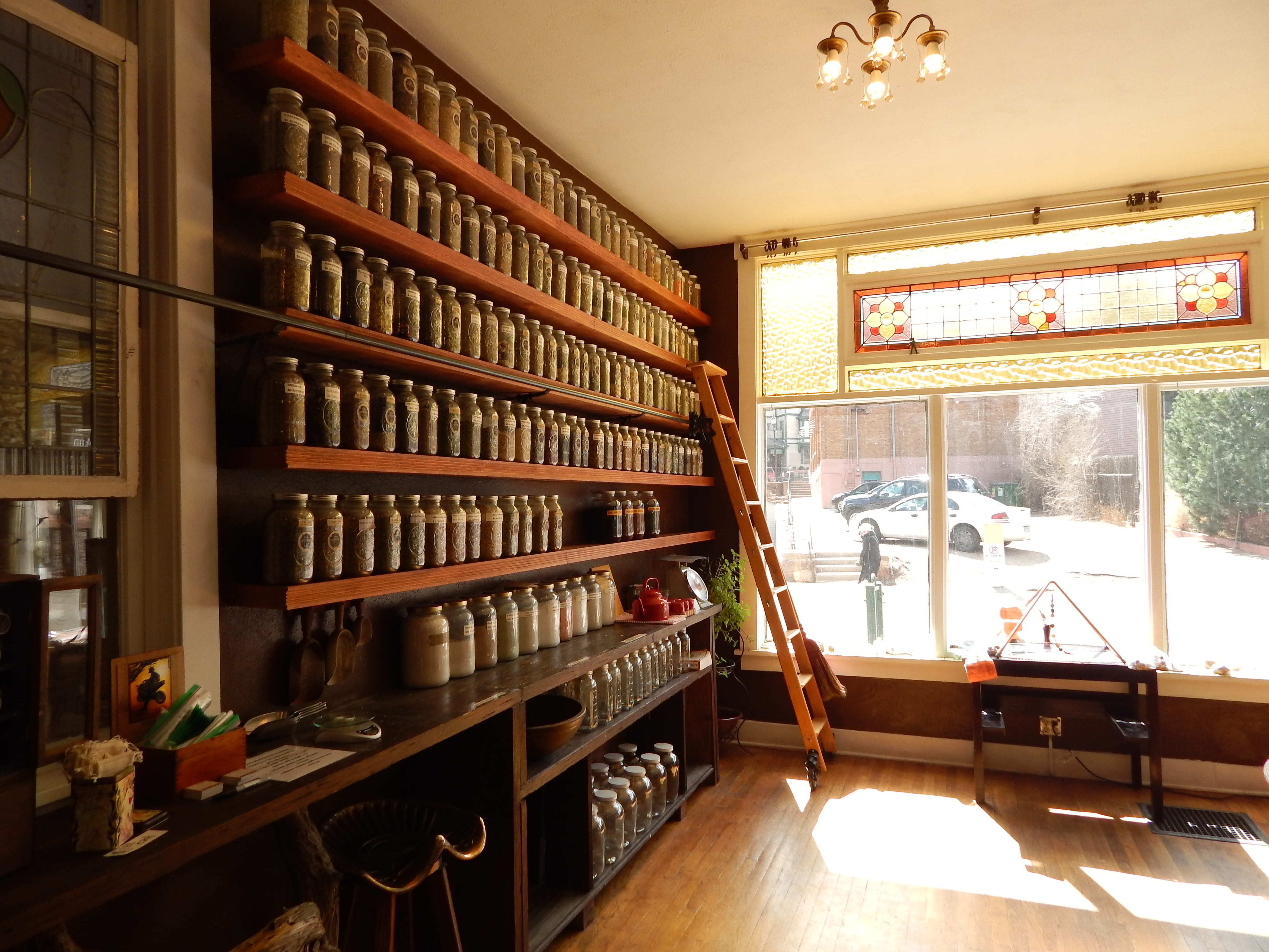 lighting equipment, herbs, book, library, 4K, ceiling, arrangement, display cabinet, no people, order, window, table, shop, bookshelf, education, colorado, HD Wallpaper
