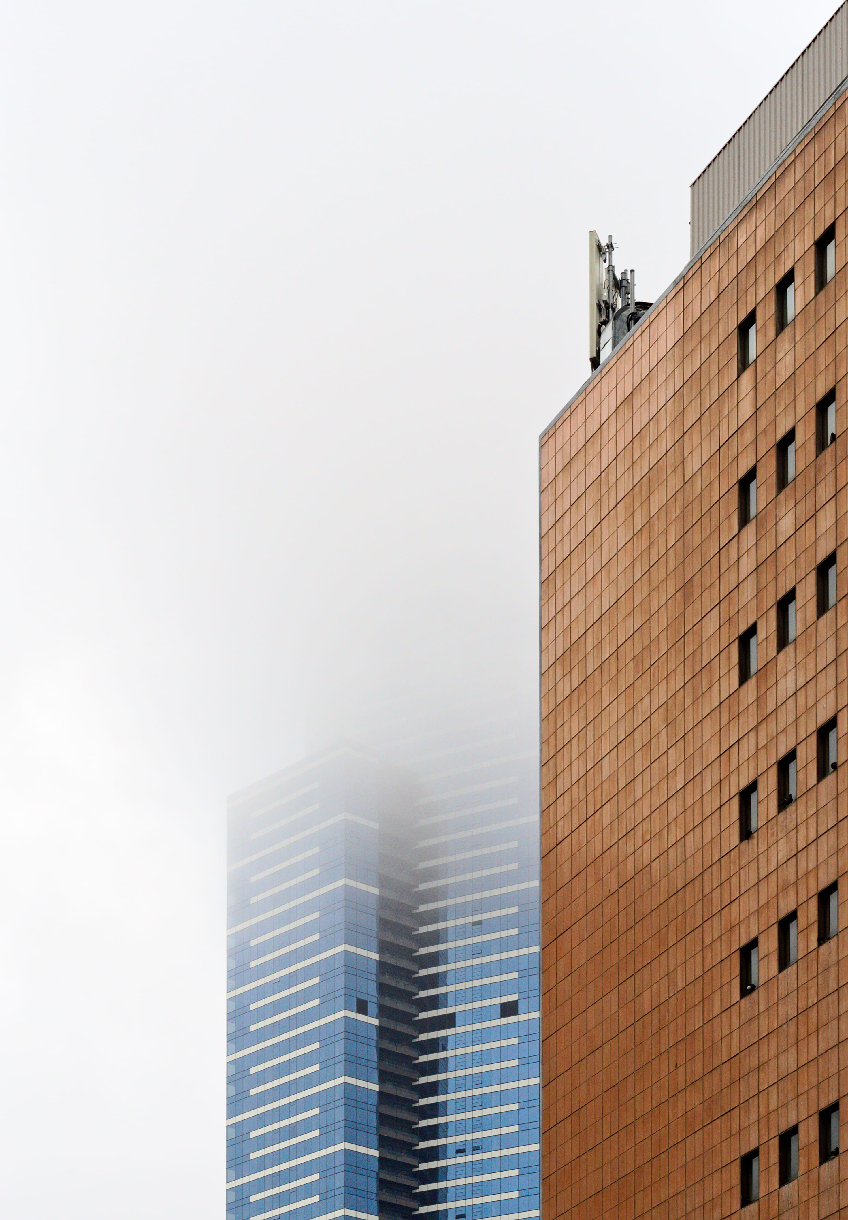 city, fog, mist, day, building exterior, office building exterior, apartment, nature, urban, skyscraper, flinders street, melbourne, window, skyscrapers, Phone HD Wallpaper