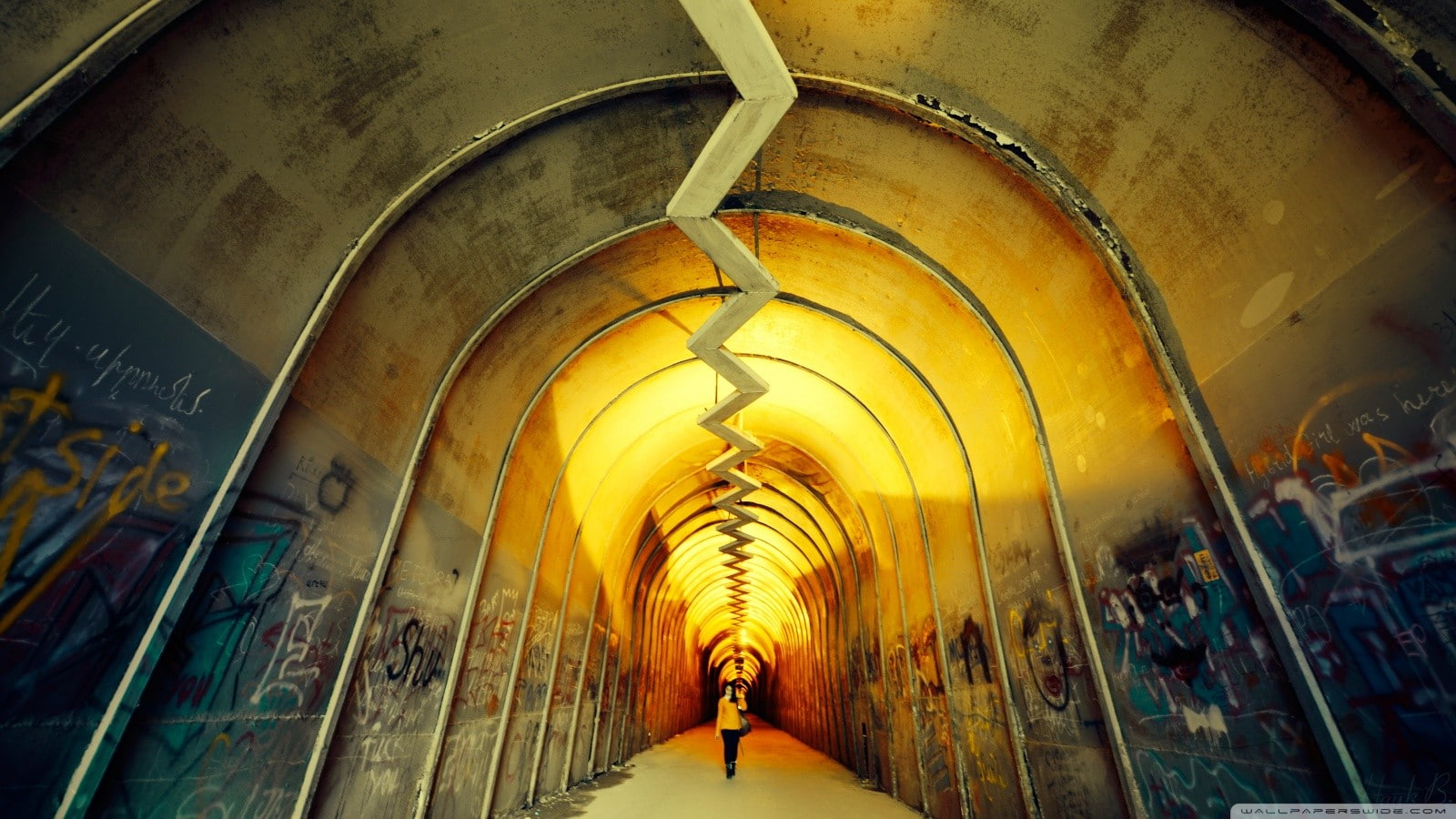 vanishing point, arch, walking, lighting equipment, real people, lifestyles, rear view, corridor, direction, one person, illuminated, 720P, the way forward, HD Wallpaper
