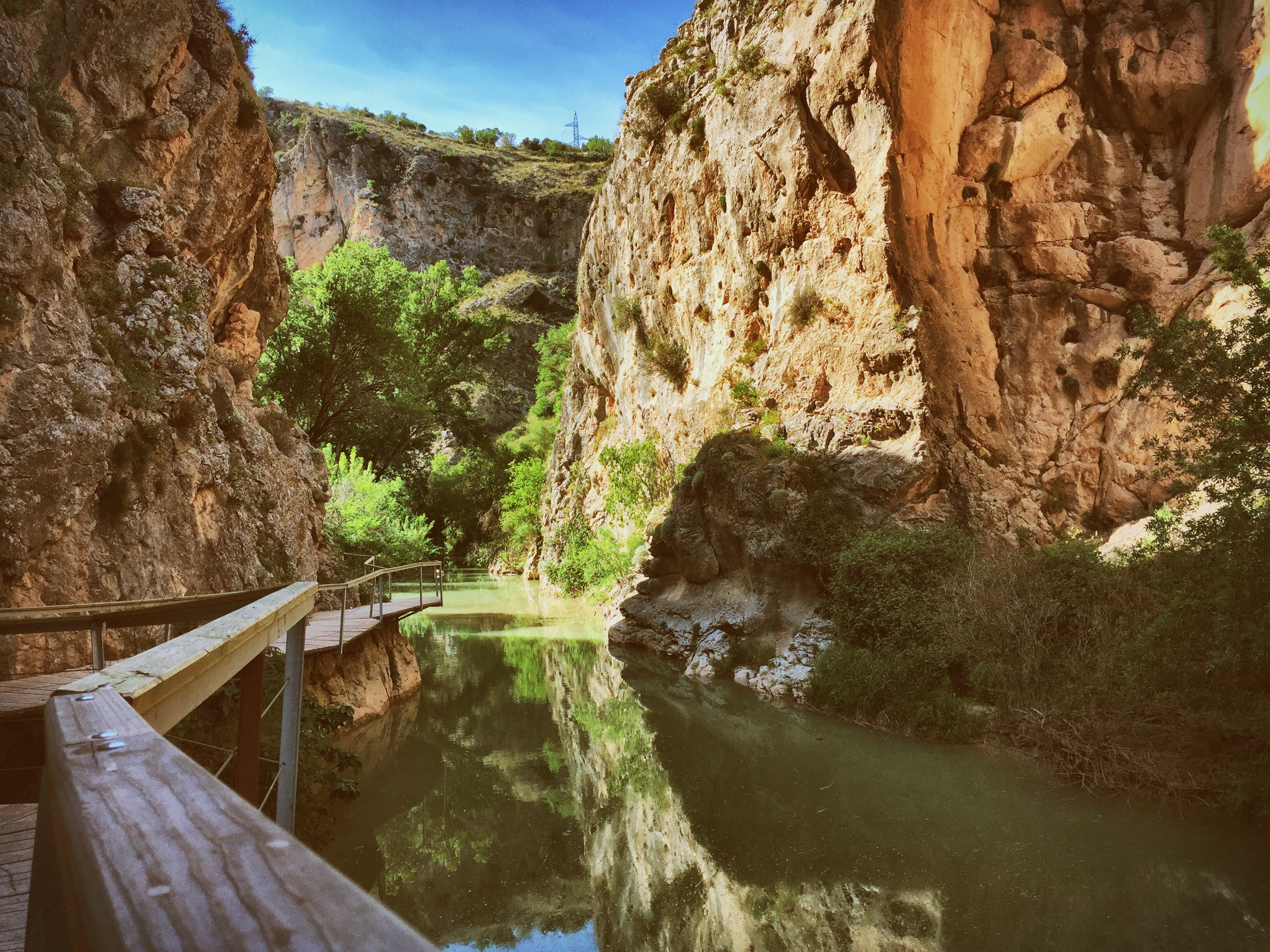 sunlight, landscape, cliff, walkway, nature, valley, wood, river, reflection, 2K, water, HD Wallpaper