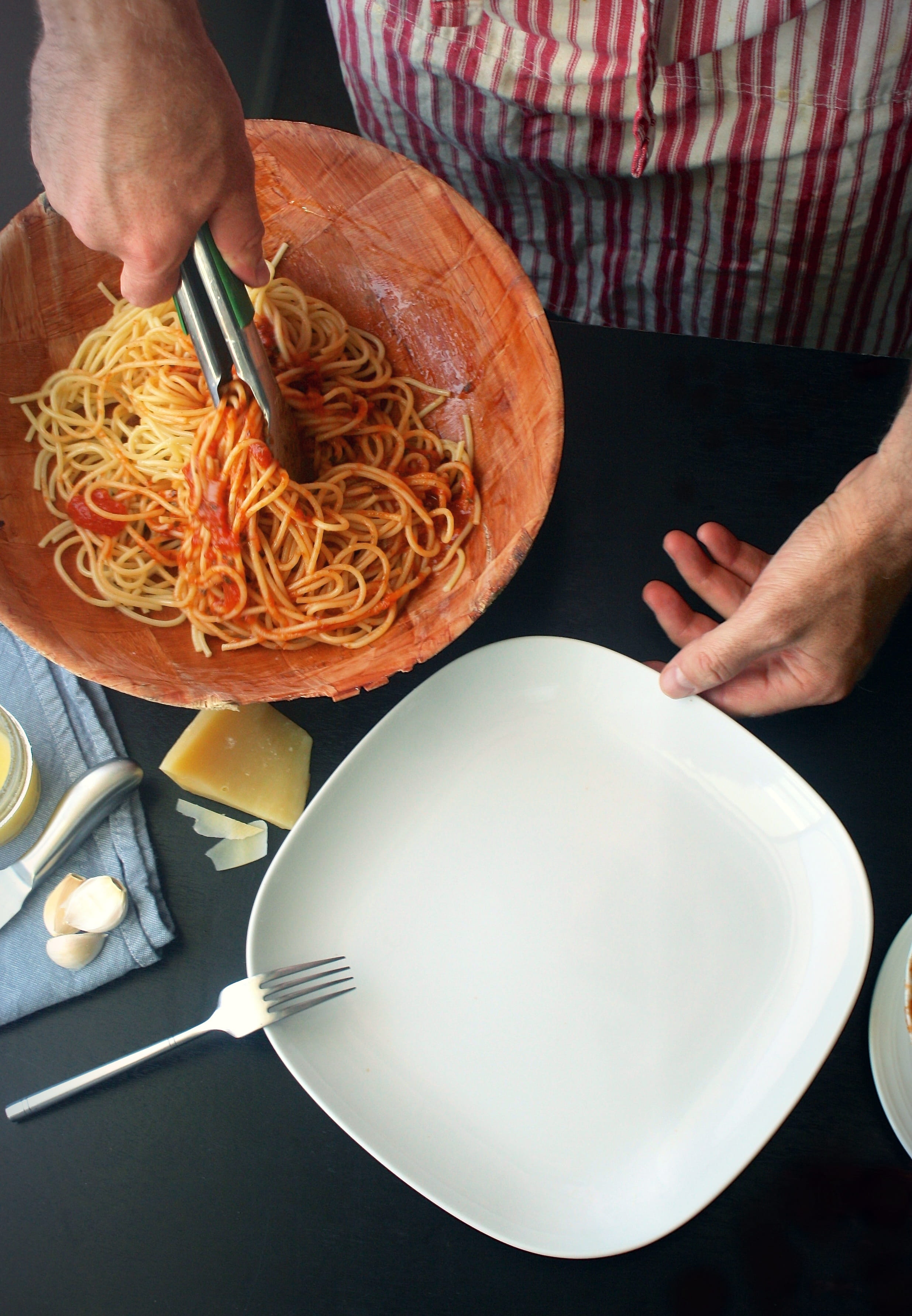 dish, italy, cooked, using, food and drink, lunch, freshness, sauce, 2K, menu, indoors, fresh, healthy meal, traditional, restaurant, one man only, meal, Phone HD Wallpaper