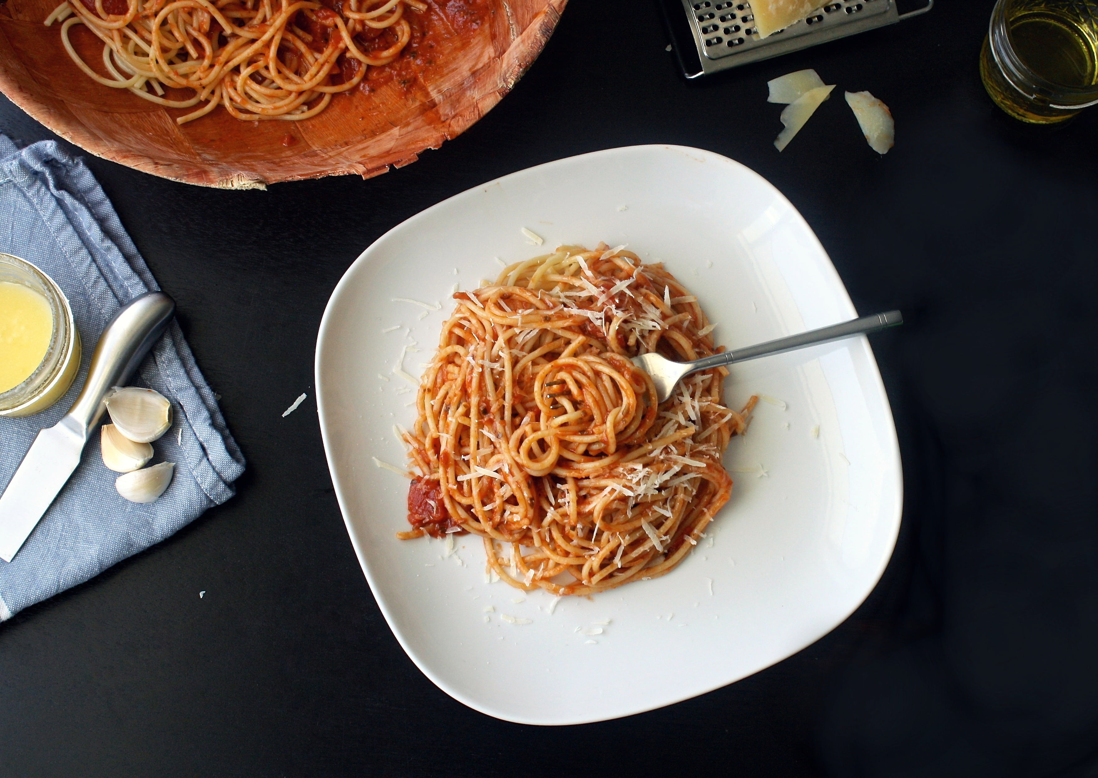food, dish, pasta, italian food, cook, food and drink, still life, sauce, crockery, menu, dinner, eating utensil, 2K, directly above, chef, spaghetti, HD Wallpaper