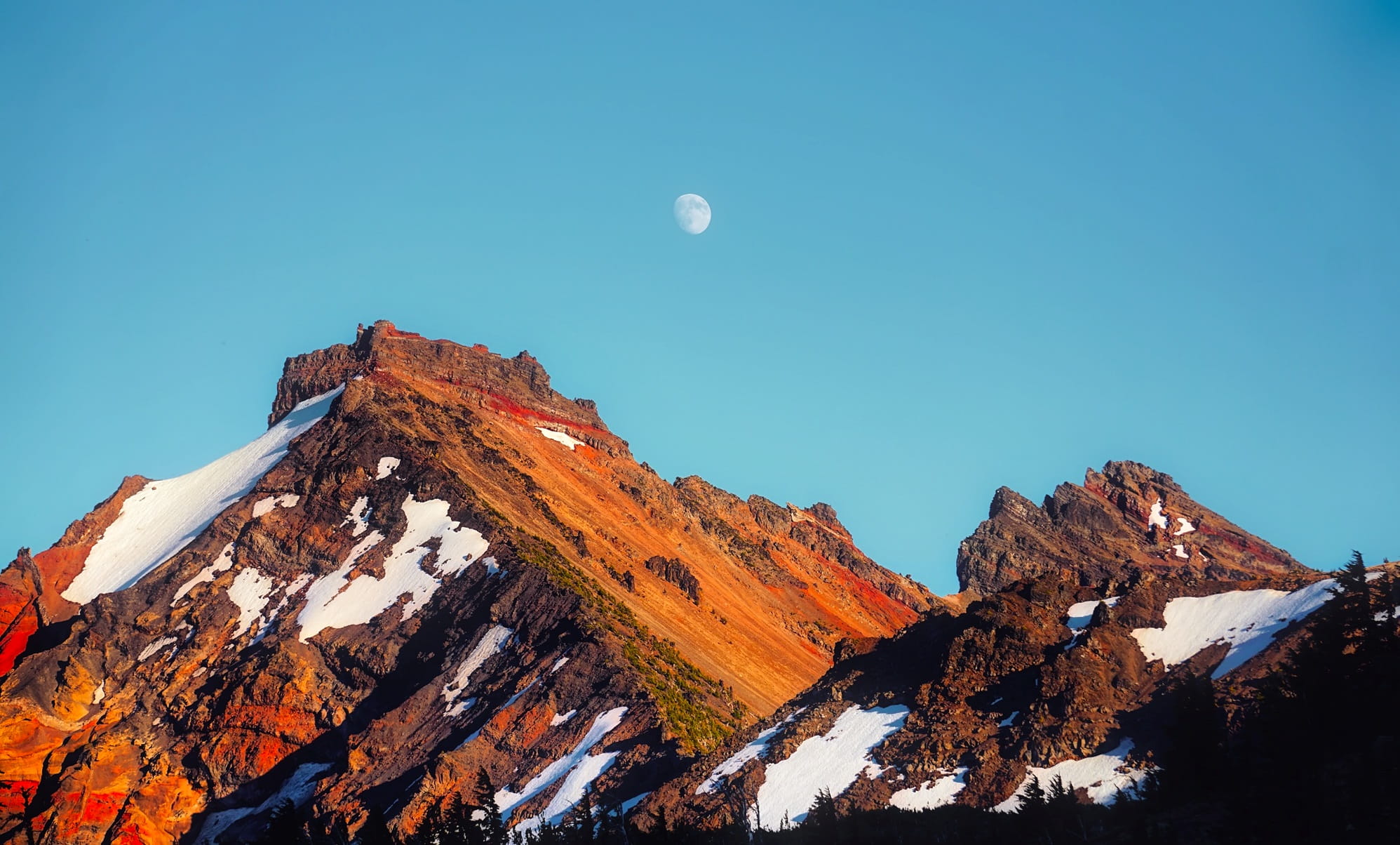 Mountain, snowcapped, cold temperature, Moon, himalayas, landmark, nature, mountain Peak, formation, scenics, Broken Top, no people, land, mountain Range, HD Wallpaper