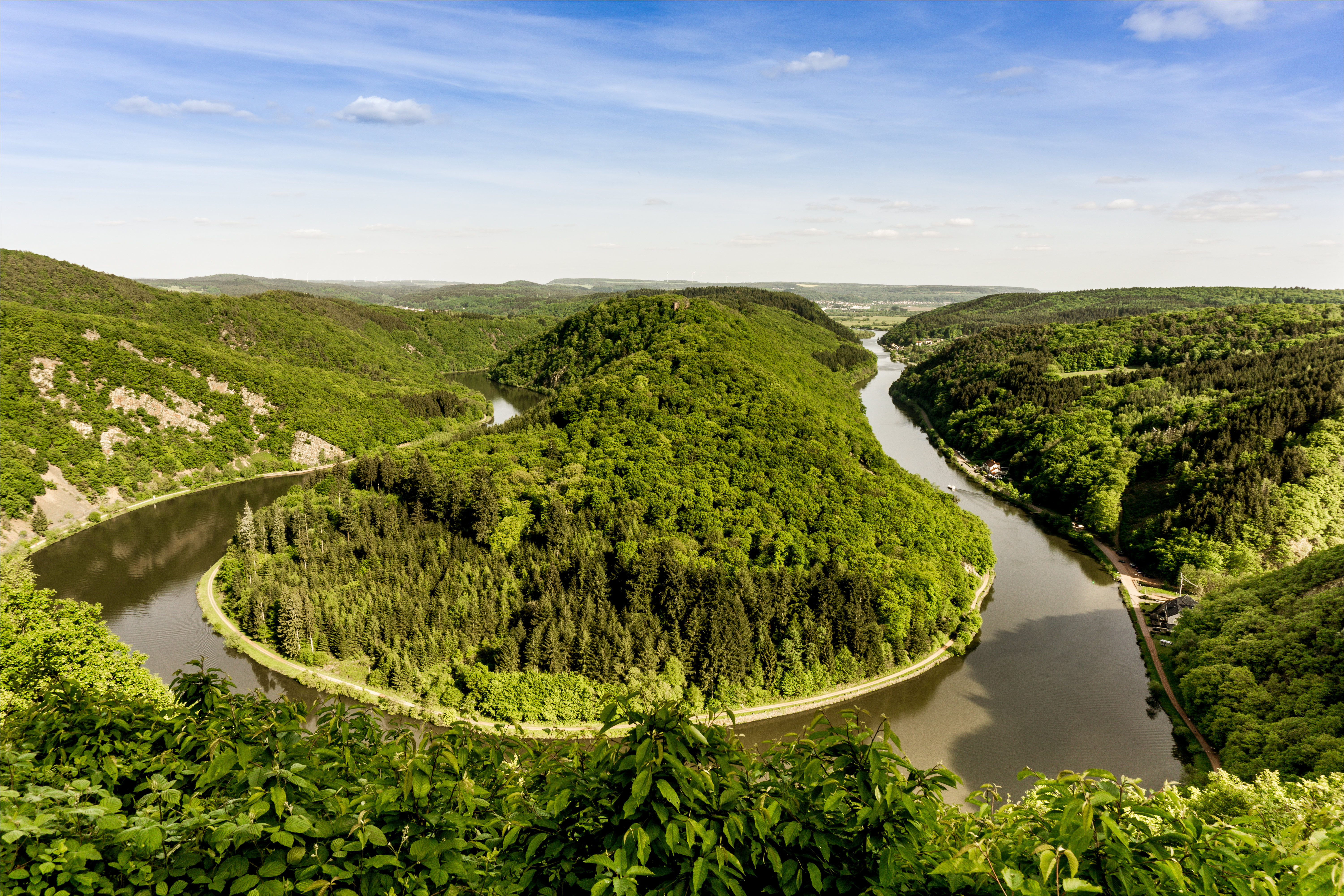 green Color, land, high, high rise, river, nature, Explore, rise, time, Natur, Reimer, 5K, Fluss, im Frühling, day, Saar, tree, photo, Mettlach, mountain, HD Wallpaper