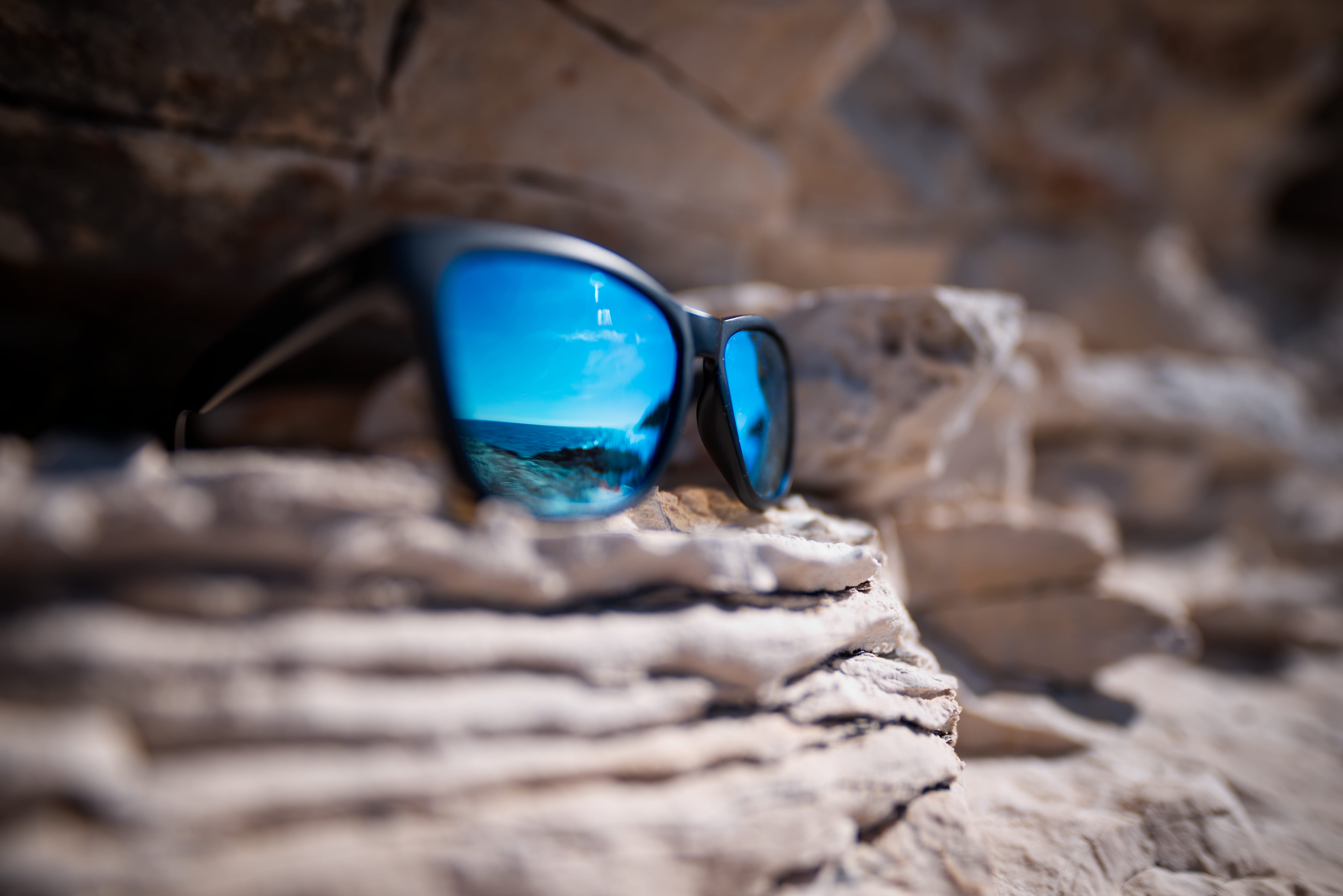 geology, summer, walkway, protection, küste, accessories, no people, focus on foreground, 5K, jewelry, shore, textured, selective focus, fels, stone, outdoors, HD Wallpaper