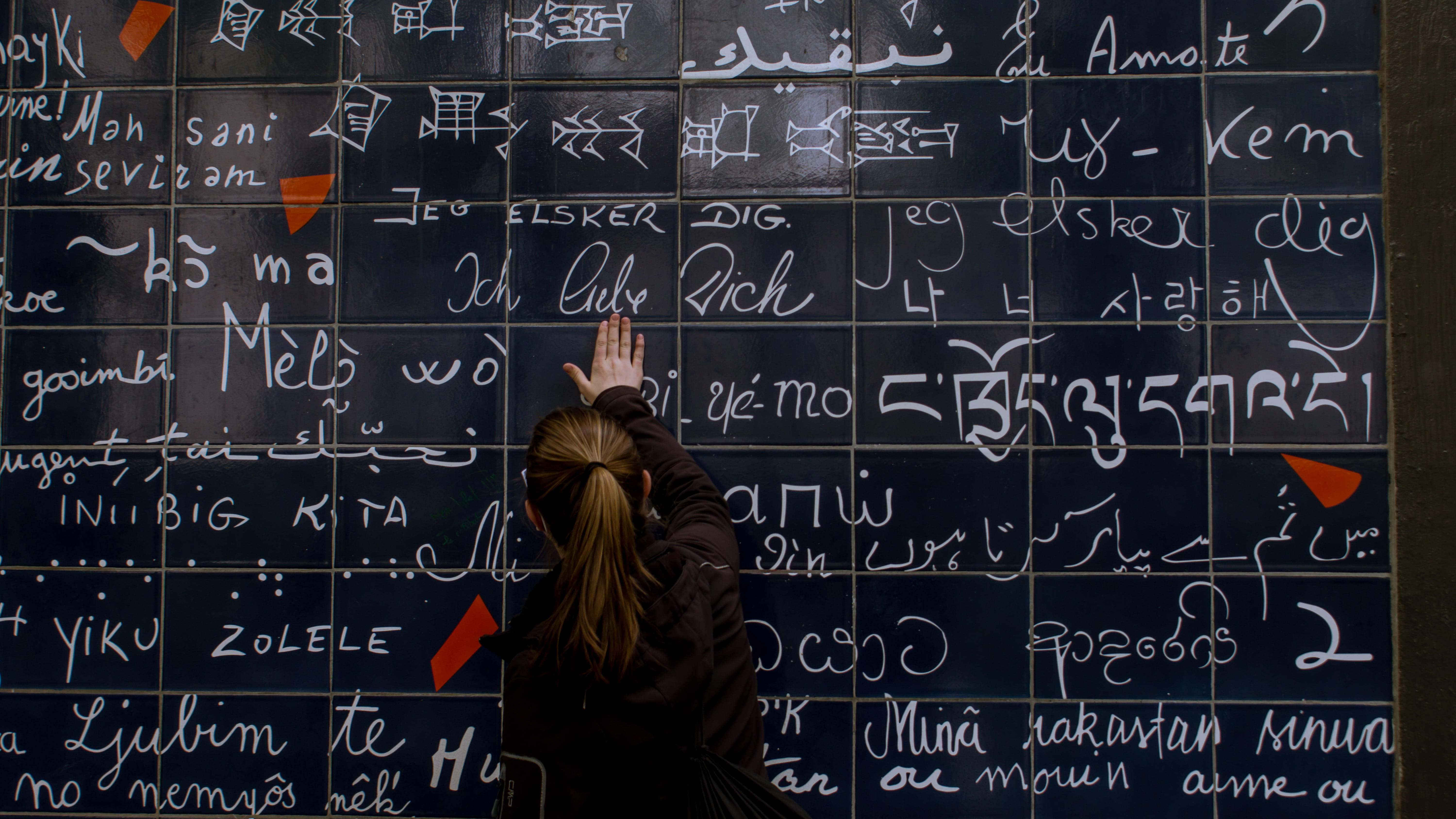 liebe, hairstyle, paris, learning, number, 5K, montmatre, schrift, mathematics, university, child, indoors, blue, formula, ich liebe dich, rear view, student, HD Wallpaper