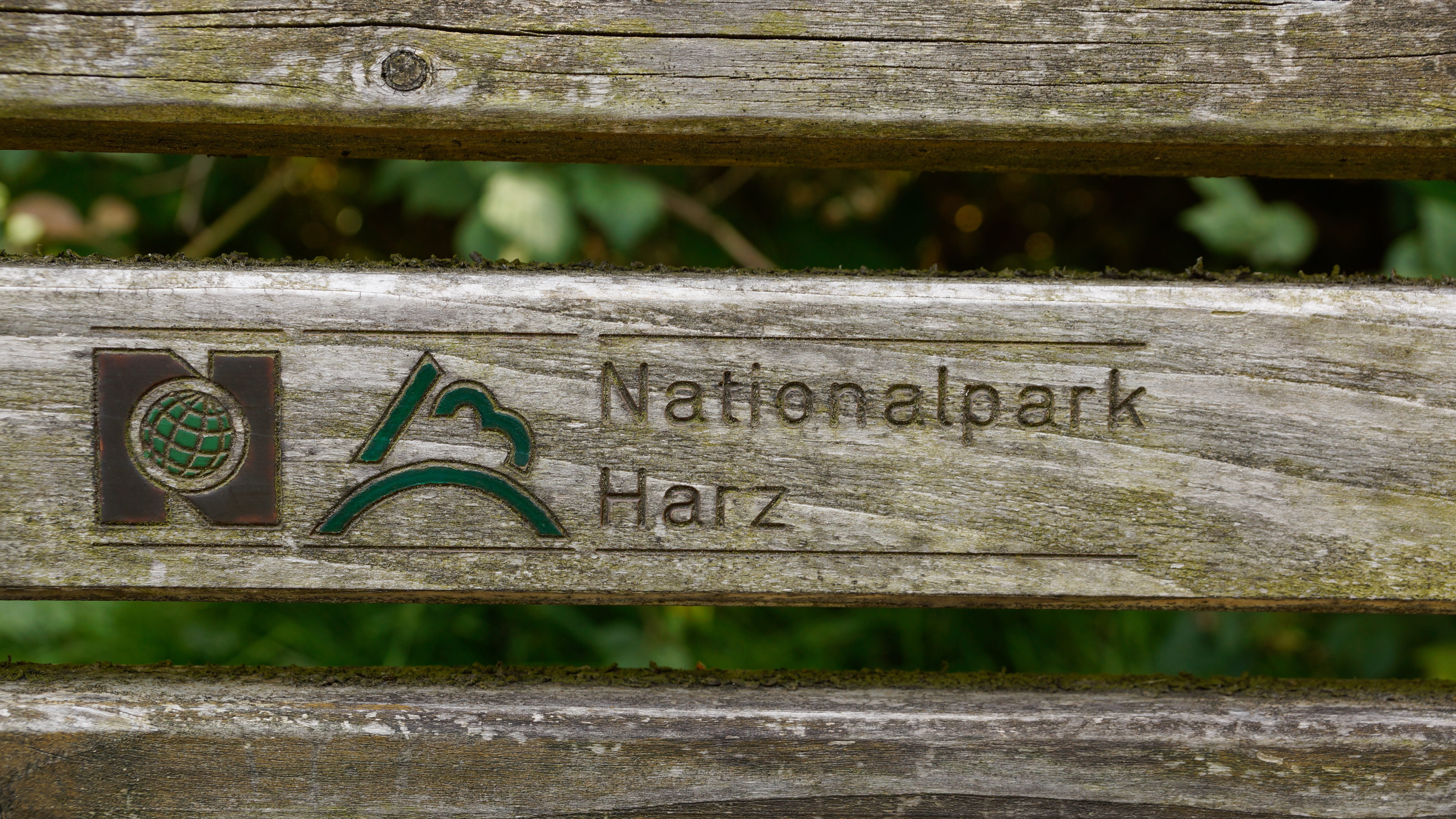 information sign, text, Bench, capital letter, rest, wood - material, sign, logo, water, river, national park, no people, number, close-up, wood, information, HD Wallpaper