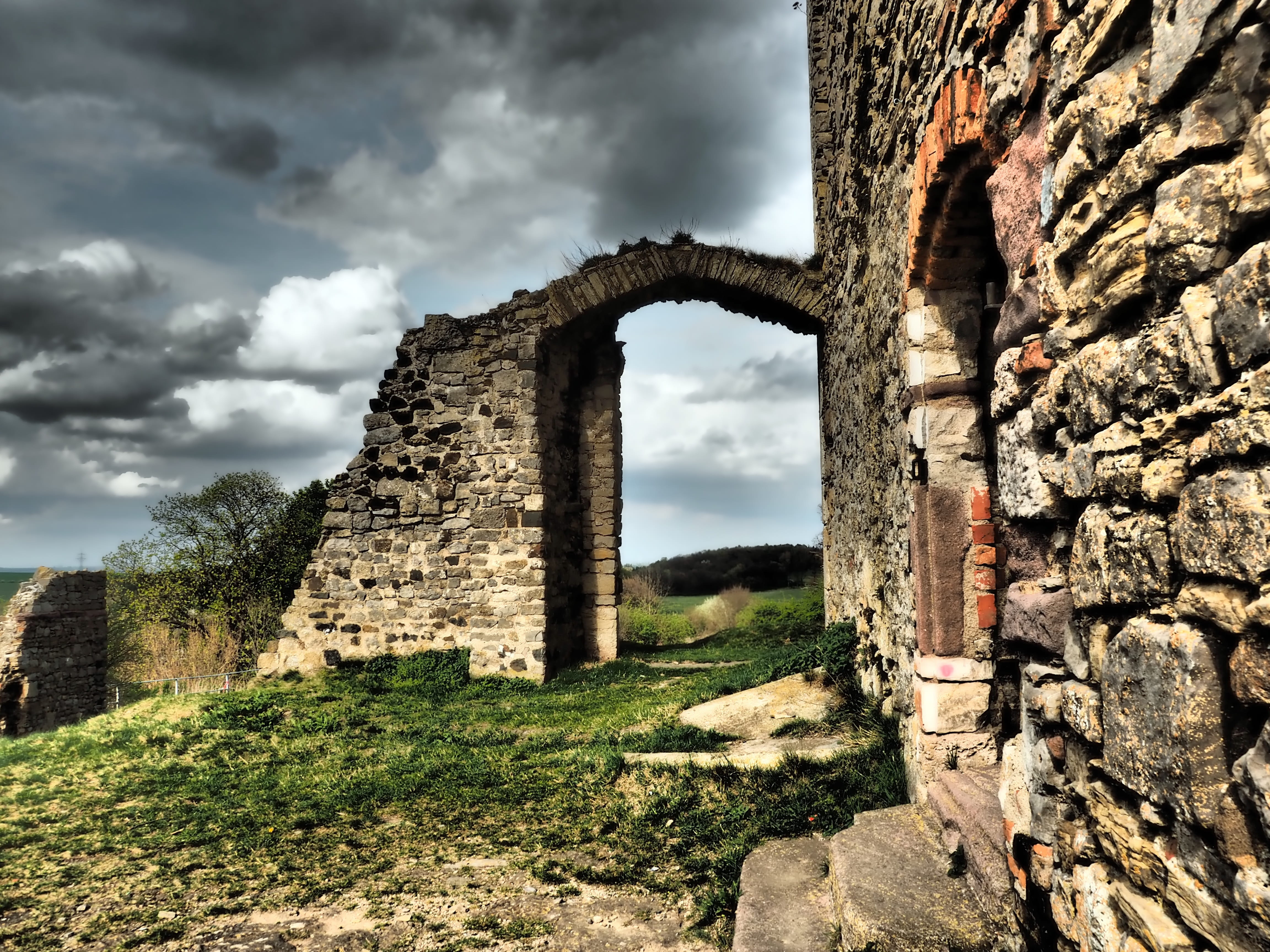 4K, historic, tourism, the past, germany, history, outdoors, sky, cloud - sky, building, ruins, archaeology, damaged, panorama, brick, old, meadow, holiday, HD Wallpaper