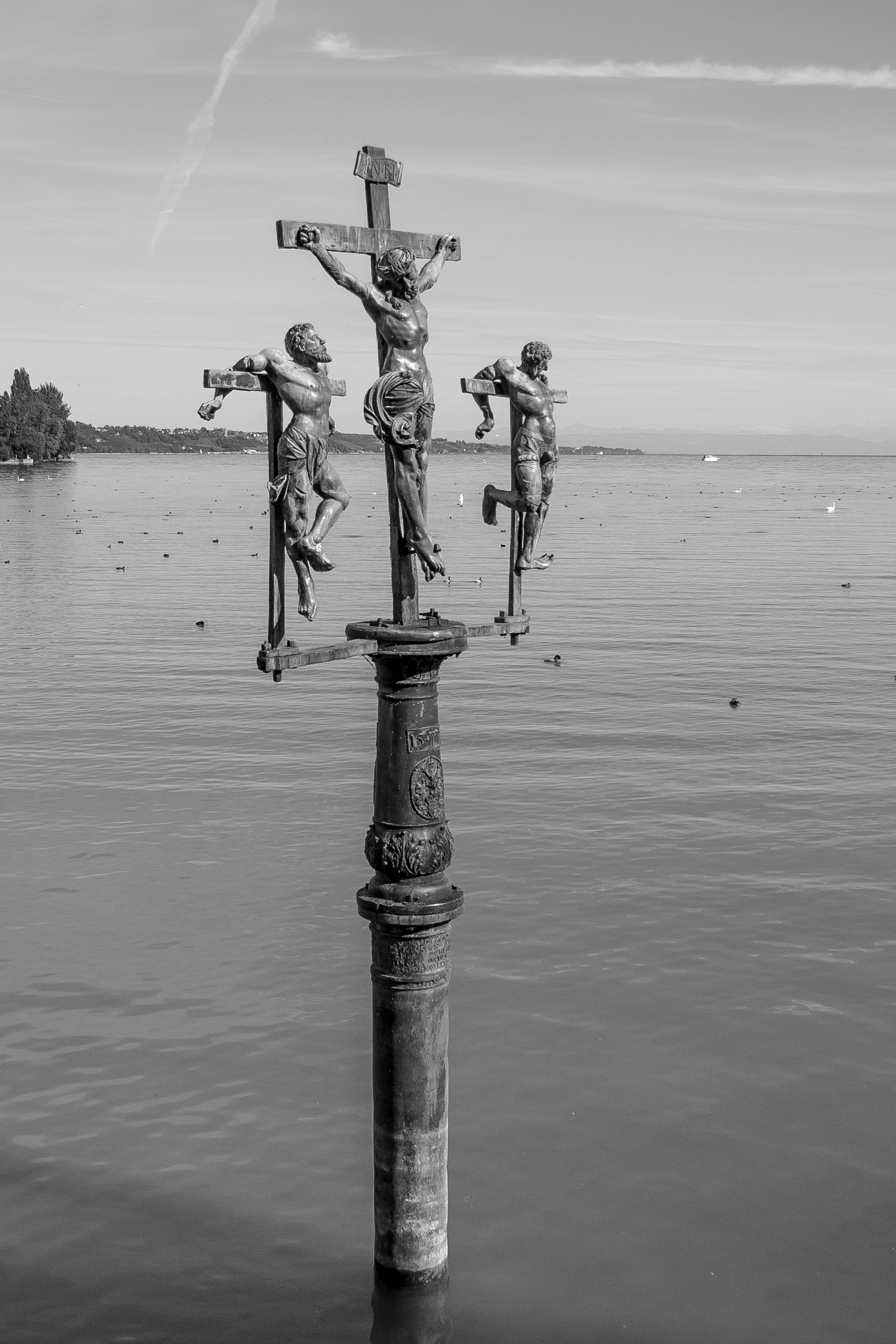 sculpture, day, cruise, human representation, representation, bronze, scenics - nature, tranquility, sea, waterfront, lake constance, tranquil scene, via crucis, Phone HD Wallpaper