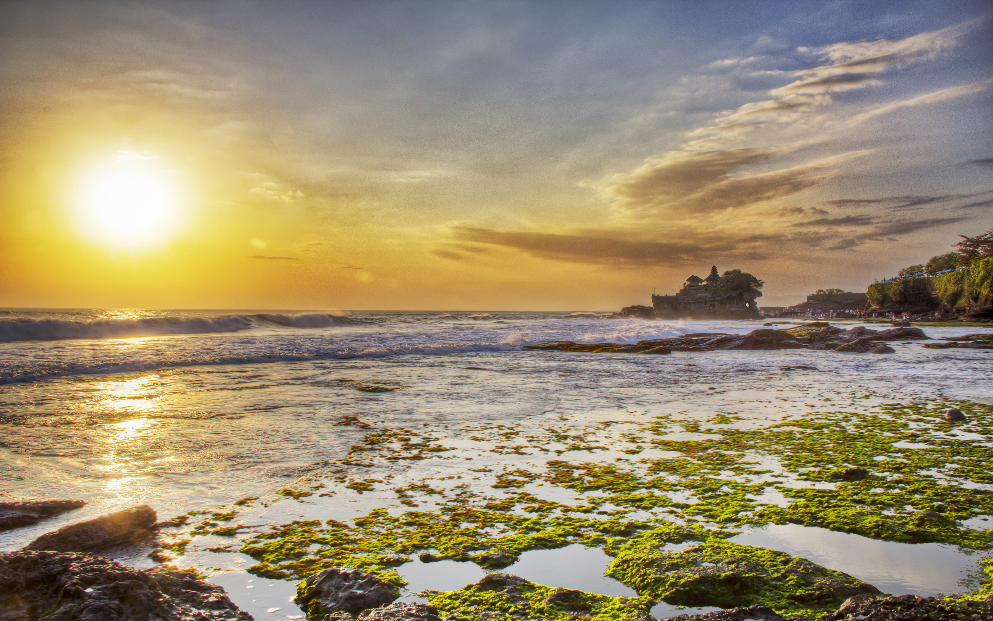 ocean, tranquil scene, 2K, land, indonesia, temple, sea, orange color, tranquility, southwest, wave, beach, bali, cloud - sky, sunset, tanah, outdoors, HD Wallpaper