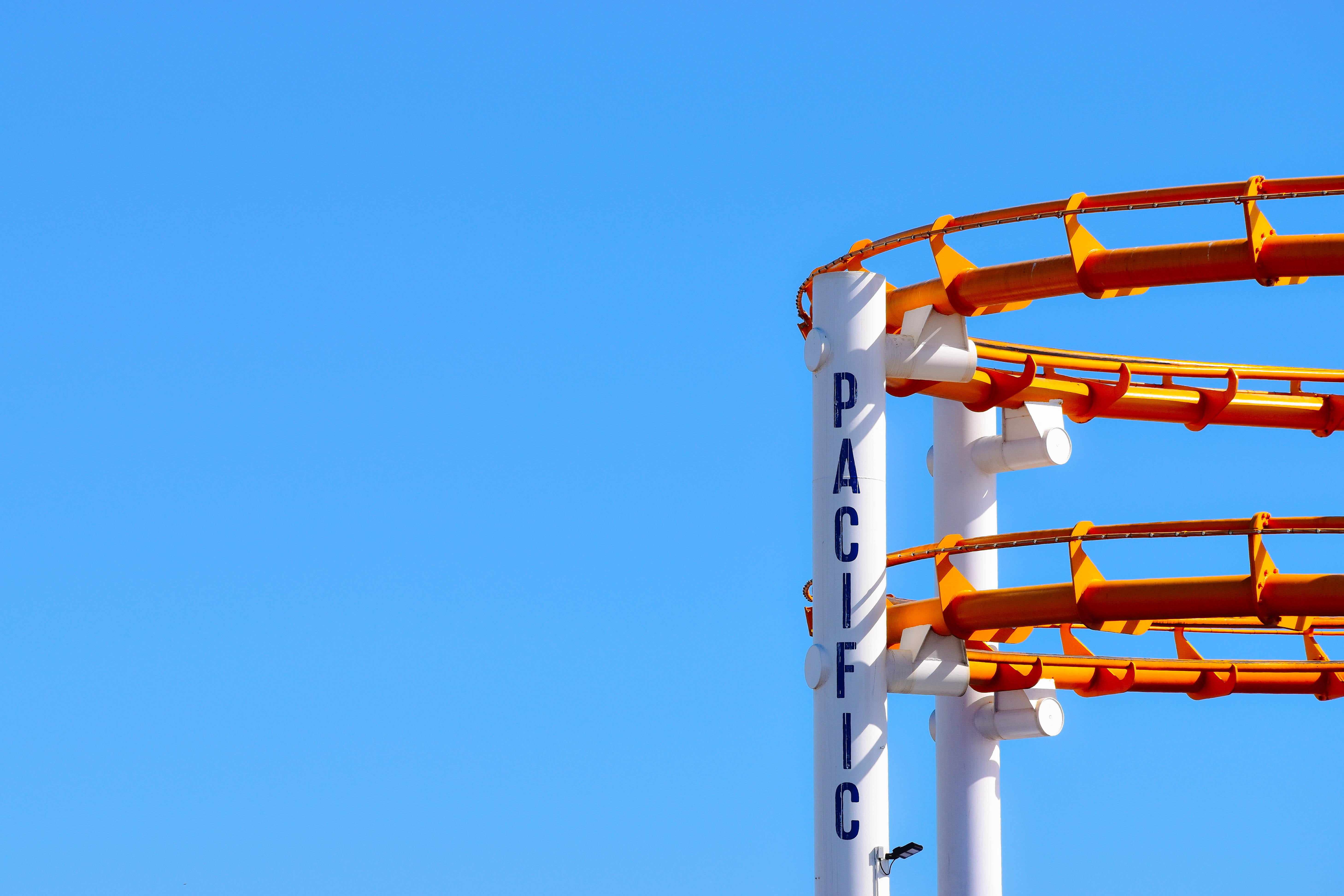 blue, fun, amusement park, rollercoaster, no people, low angle view, sky, excitement, outdoors, venice, arts culture and entertainment, united states, copy space, HD Wallpaper