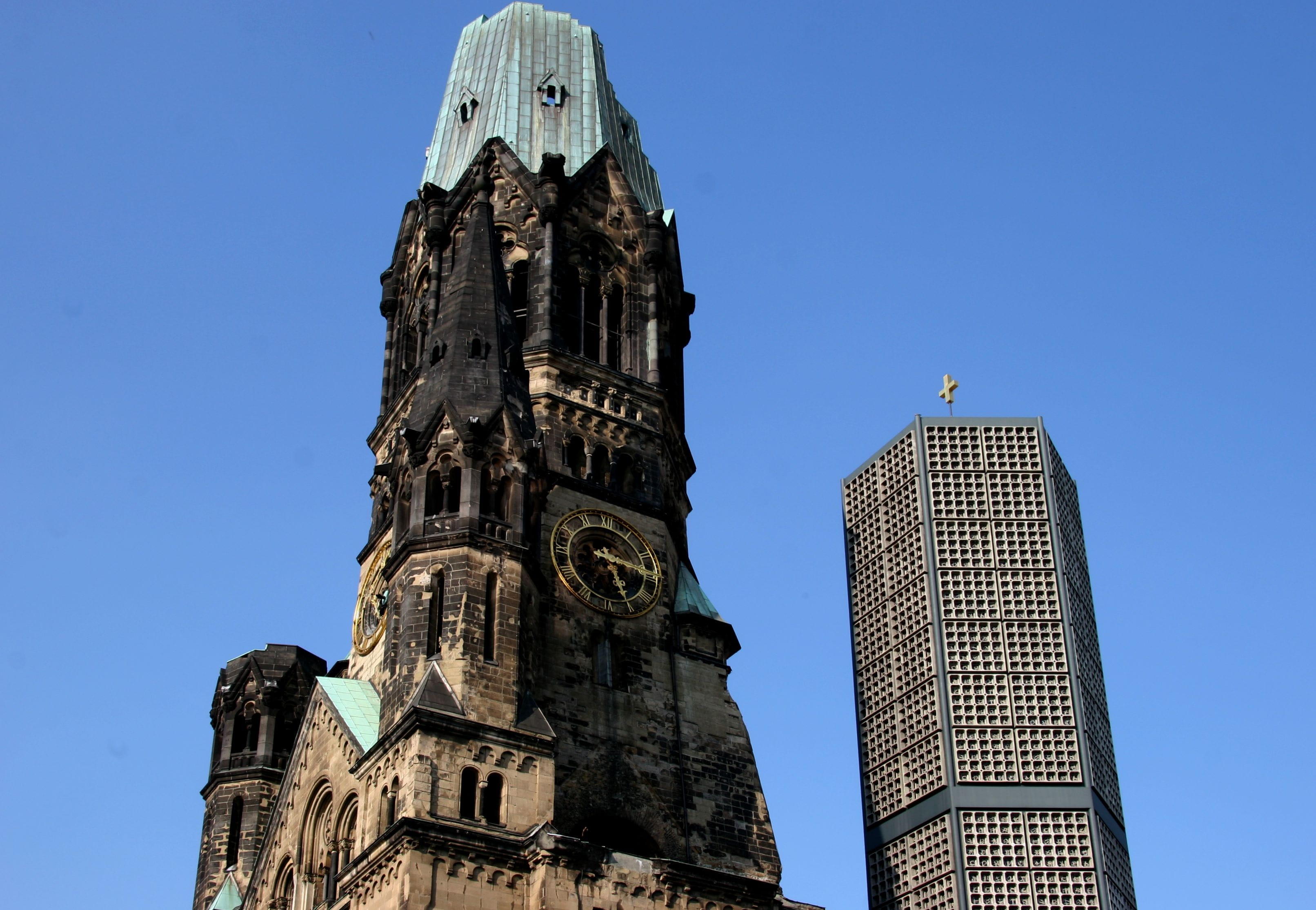 2K, skyscraper, office building exterior, spirituality, clear sky, building exterior, landmark, church, travel, berlin, architecture, belief, sky, built structure, HD Wallpaper