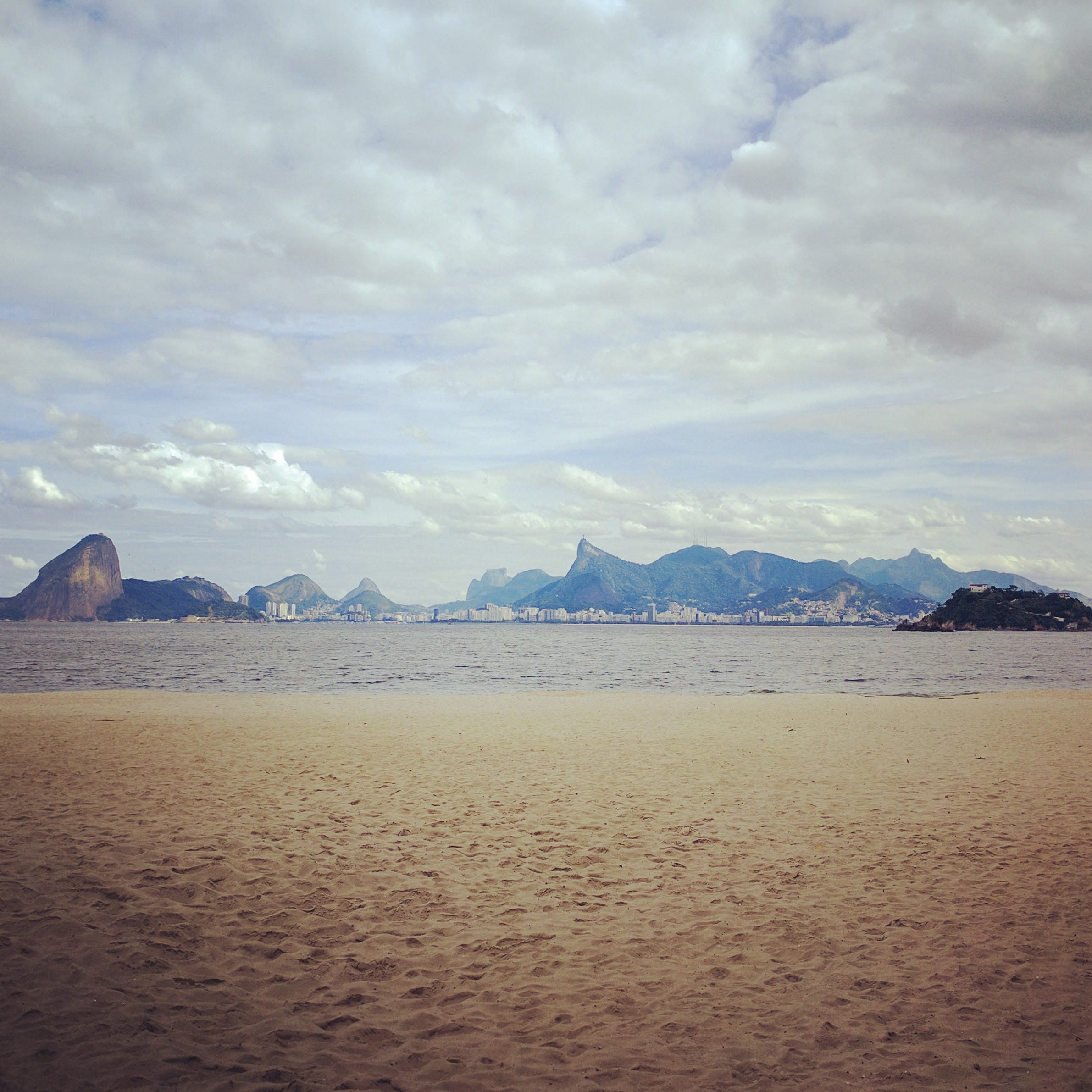 tranquility, guanabara, sky, sand, non-urban scene, lagoa, dois irmãos, water, christ, mountain range, cloud - sky, christ statue, 1080P, beach, land, Phone HD Wallpaper