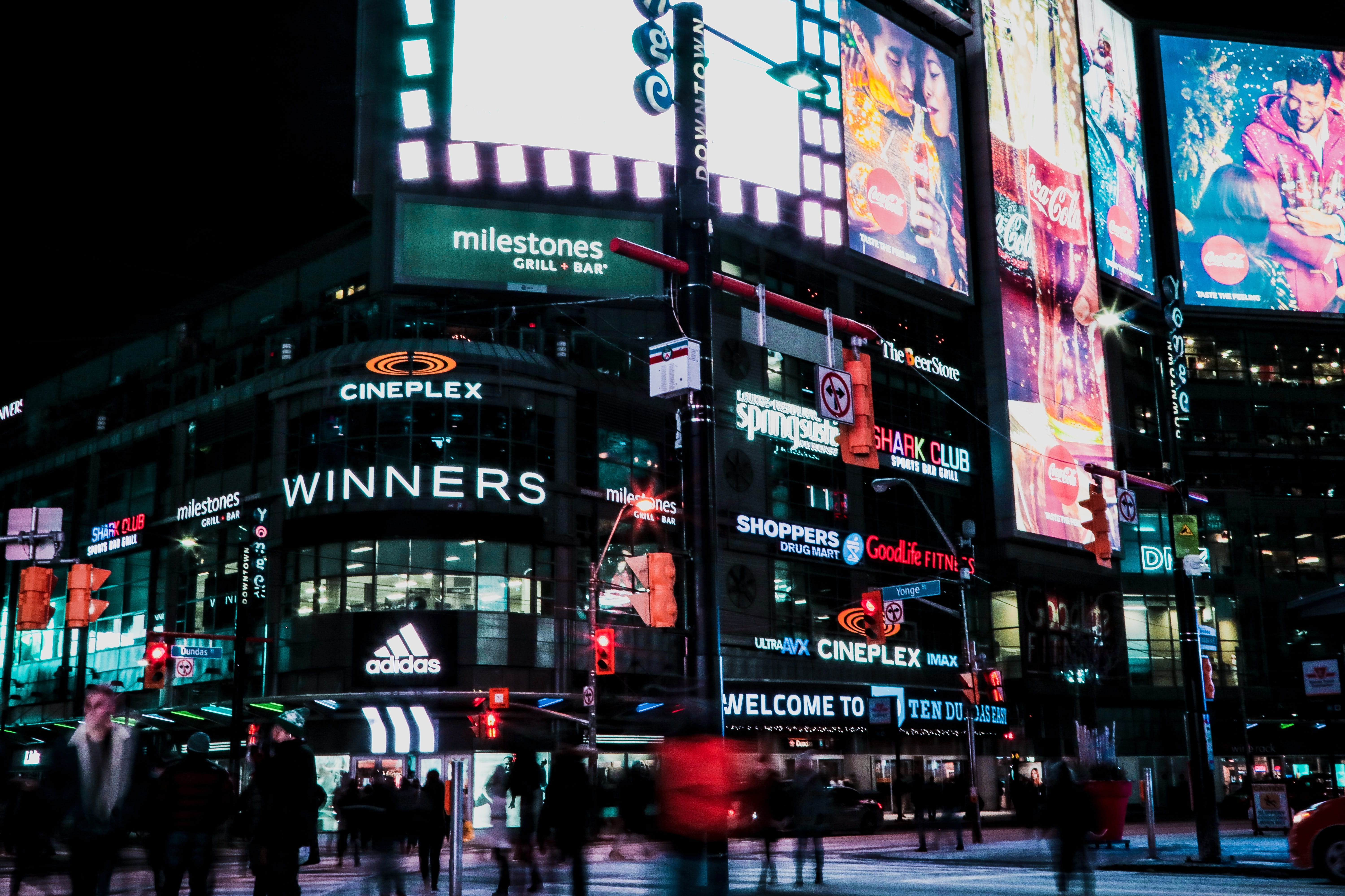 travel destinations, non-western script, street, commercial sign, built structure, 5K, group of people, building exterior, text, incidental people, toronto, HD Wallpaper