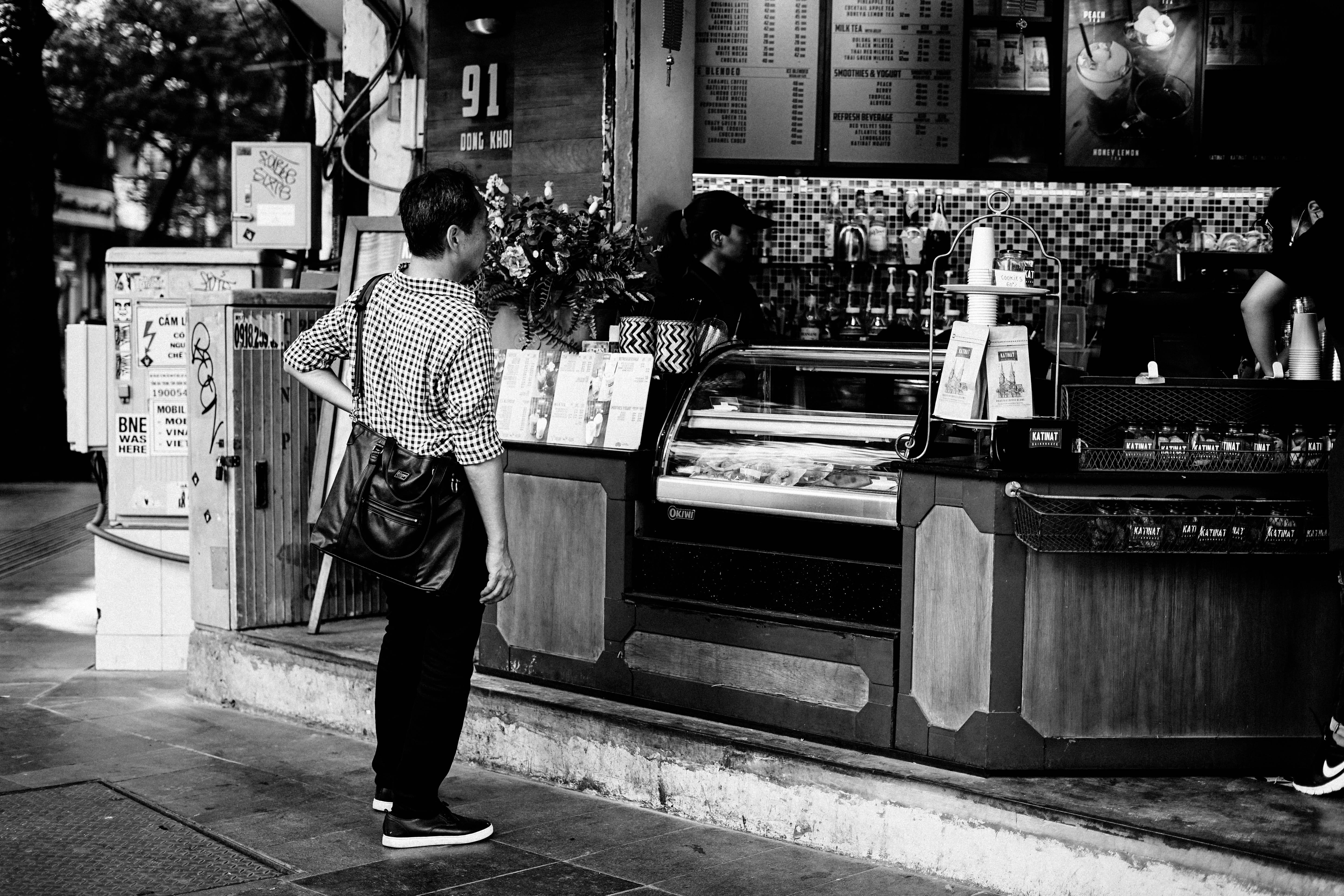 full length, rear view, city, hochiminhcity, art, bw, men, blackandwhite, food and drink, retail, architecture, people, one person, lifestyles, standing, HD Wallpaper