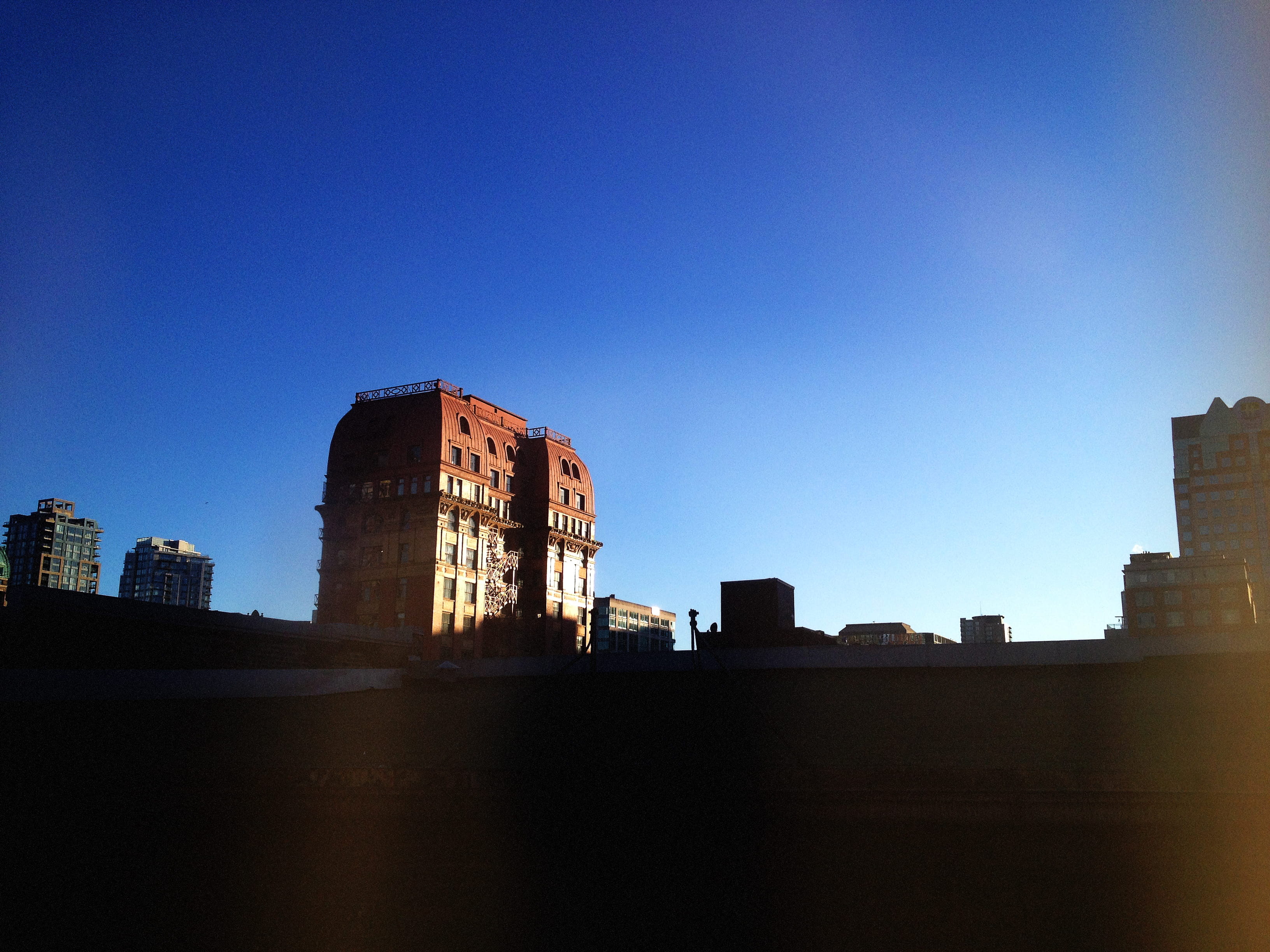 building, city, sunshine, apartment, sky, landscape, no people, canada, vancouver, low angle view, old, blue, dusk, copy space, art deco, industry, 2K, HD Wallpaper