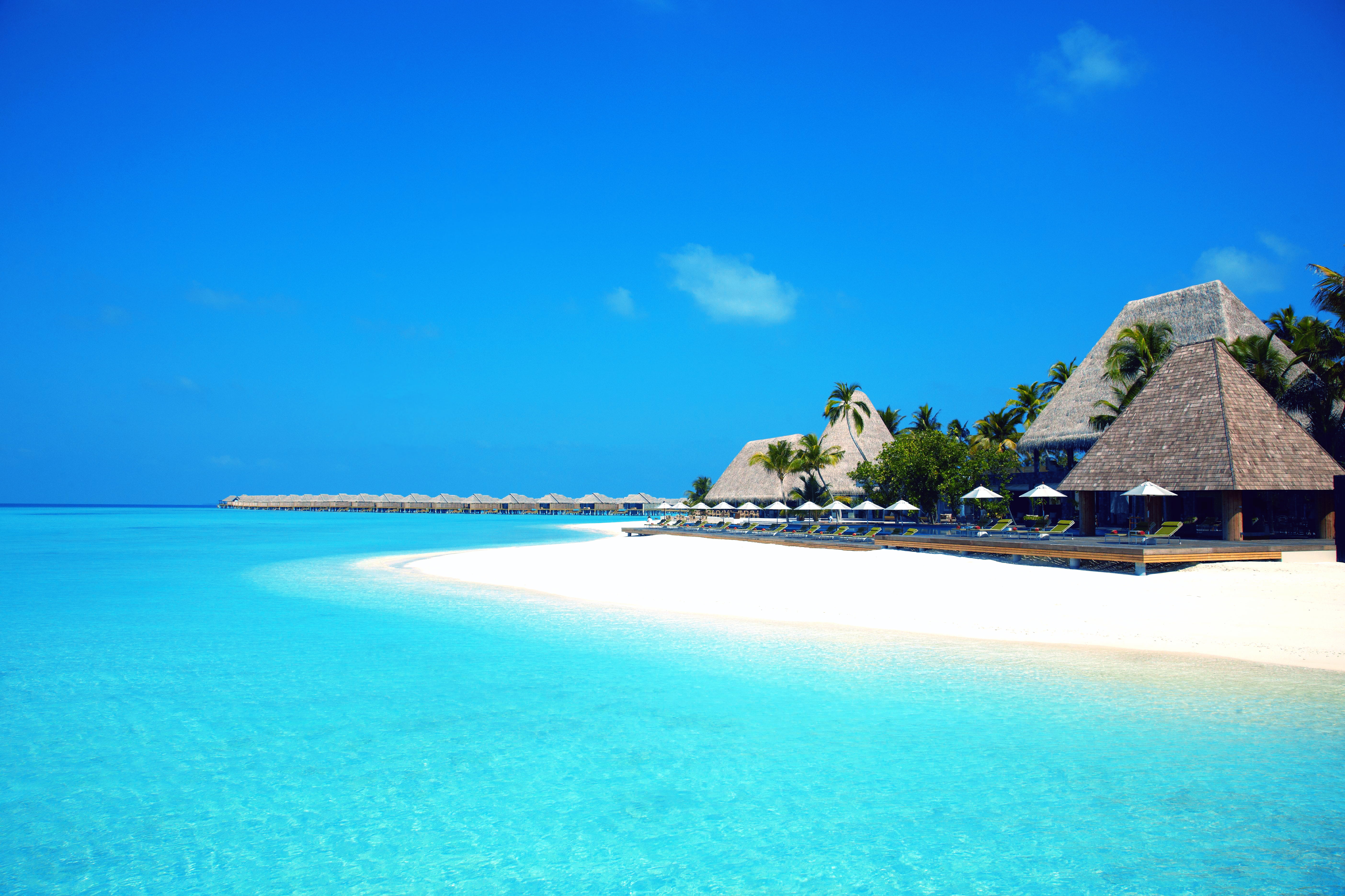 tourist, vacations, tourism, holiday Villa, water, tranquility, cultures, turquoise Colored, maldives, sand, beauty In Nature, summer, built structure, HD Wallpaper