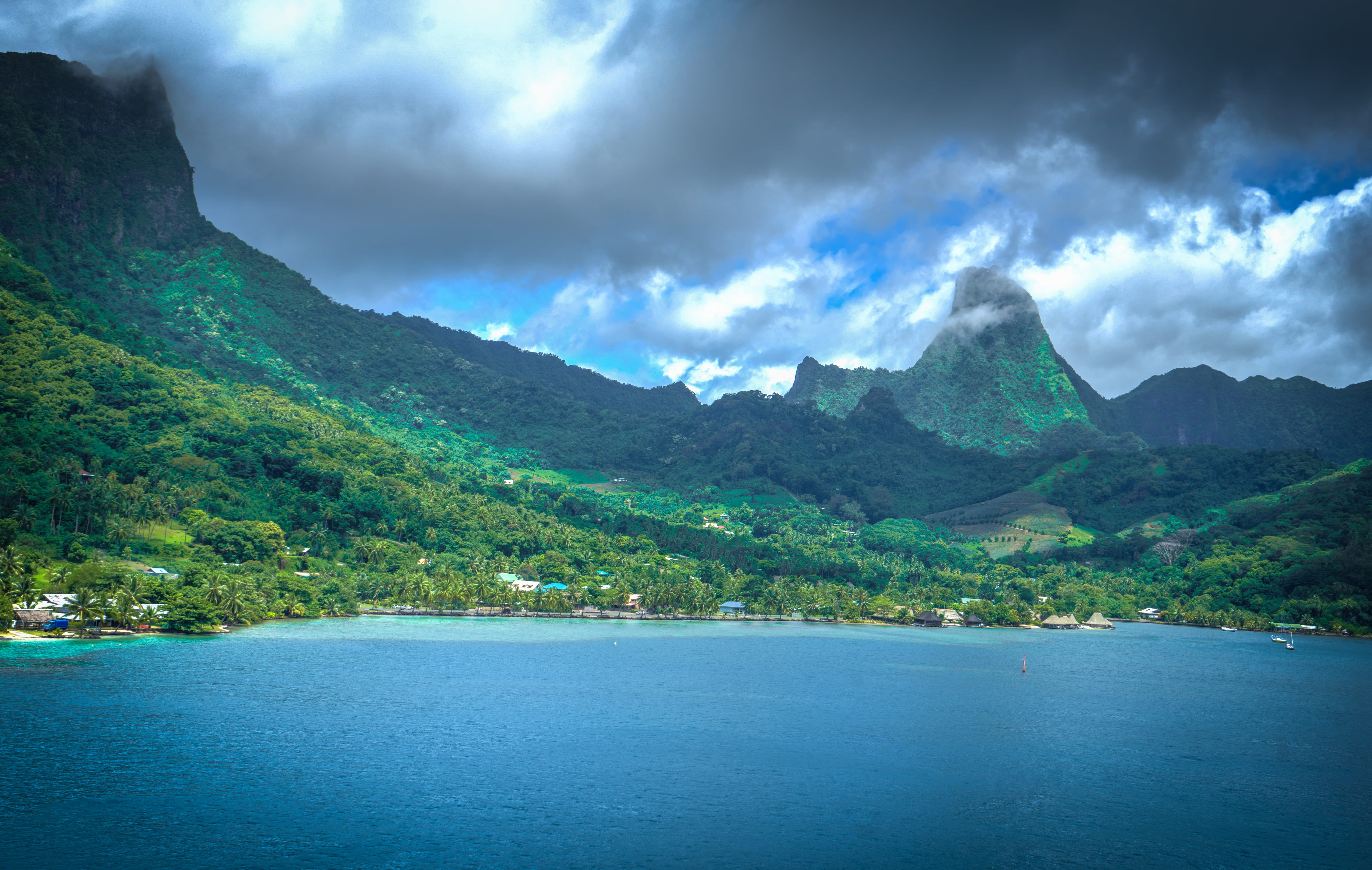 summer, waterfront, green, water, photo, exotic, non-urban scene, ocean, trees, mountain, polynesia, beach, french, idyllic, cloud - sky, vacation, scenics, HD Wallpaper