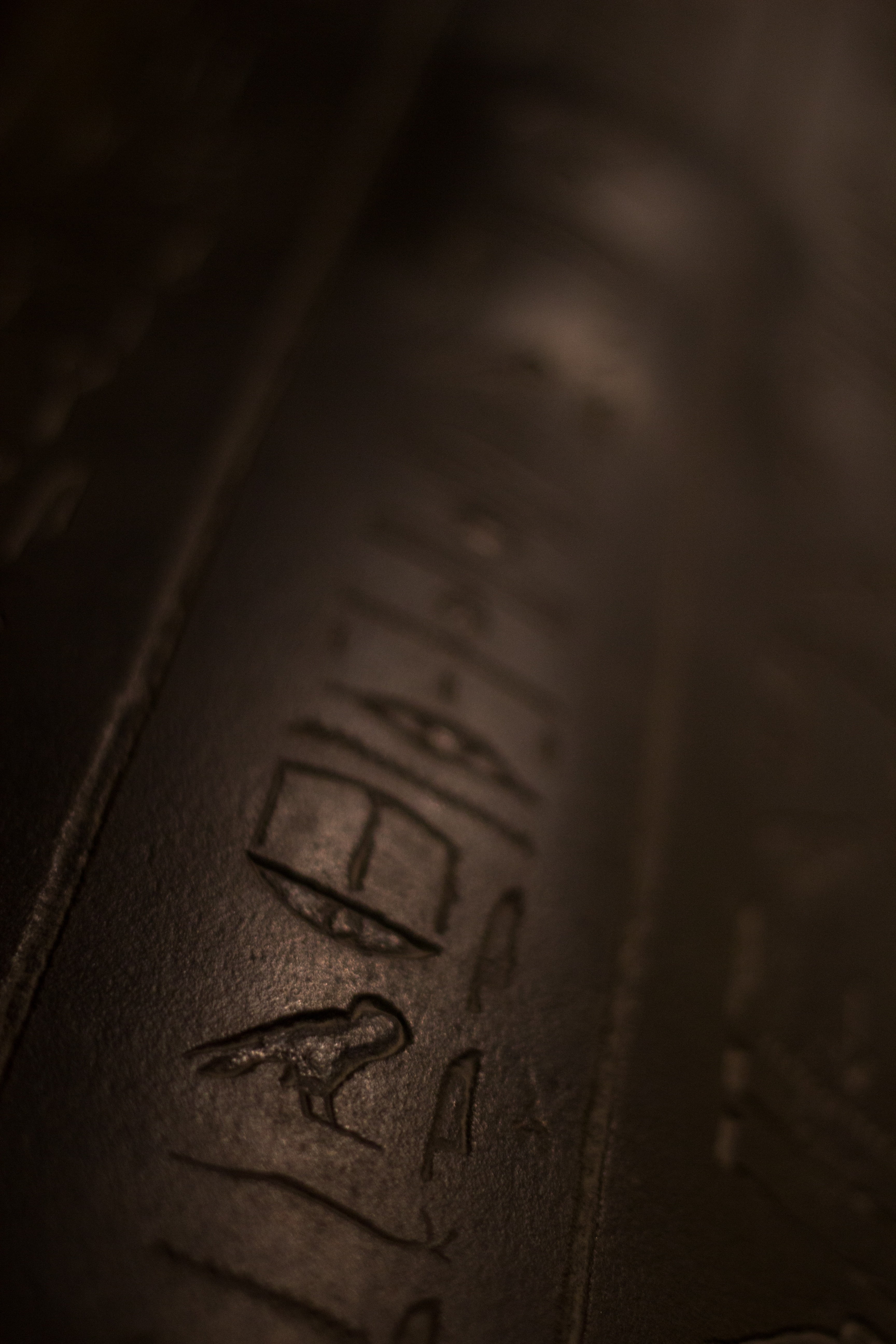 close-up, ancient, archaeology, communication, turkey, text, antique, textured, leather, selective focus, egypt, architecture, scripture, hierochliefen, Phone HD Wallpaper