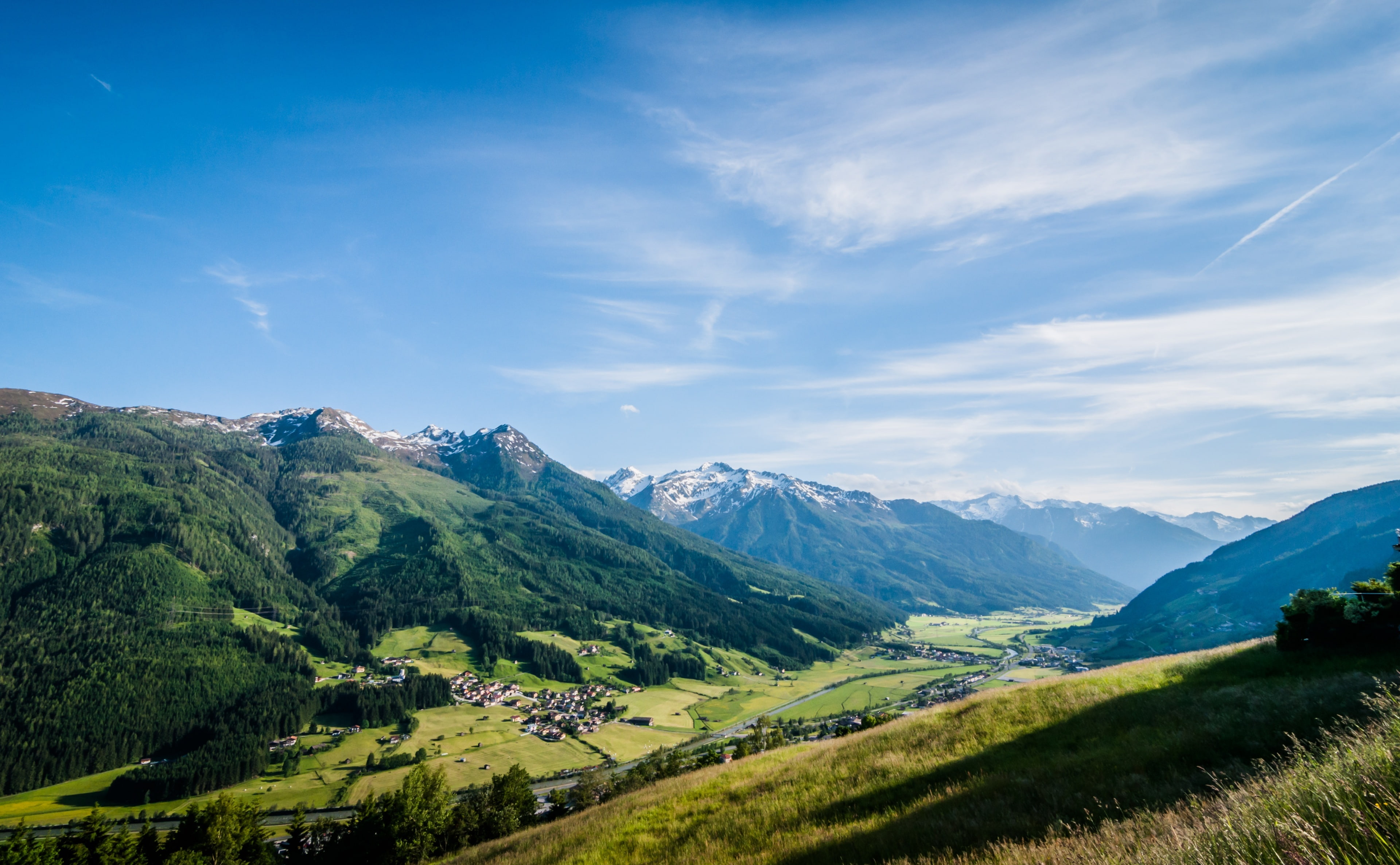 Alps, outdoors, cloud - sky, paragliden, day, tranquil scene, plant, land, Paragliding, green color, green, thealps, zellamsee, scenics - nature, mountain range, HD Wallpaper