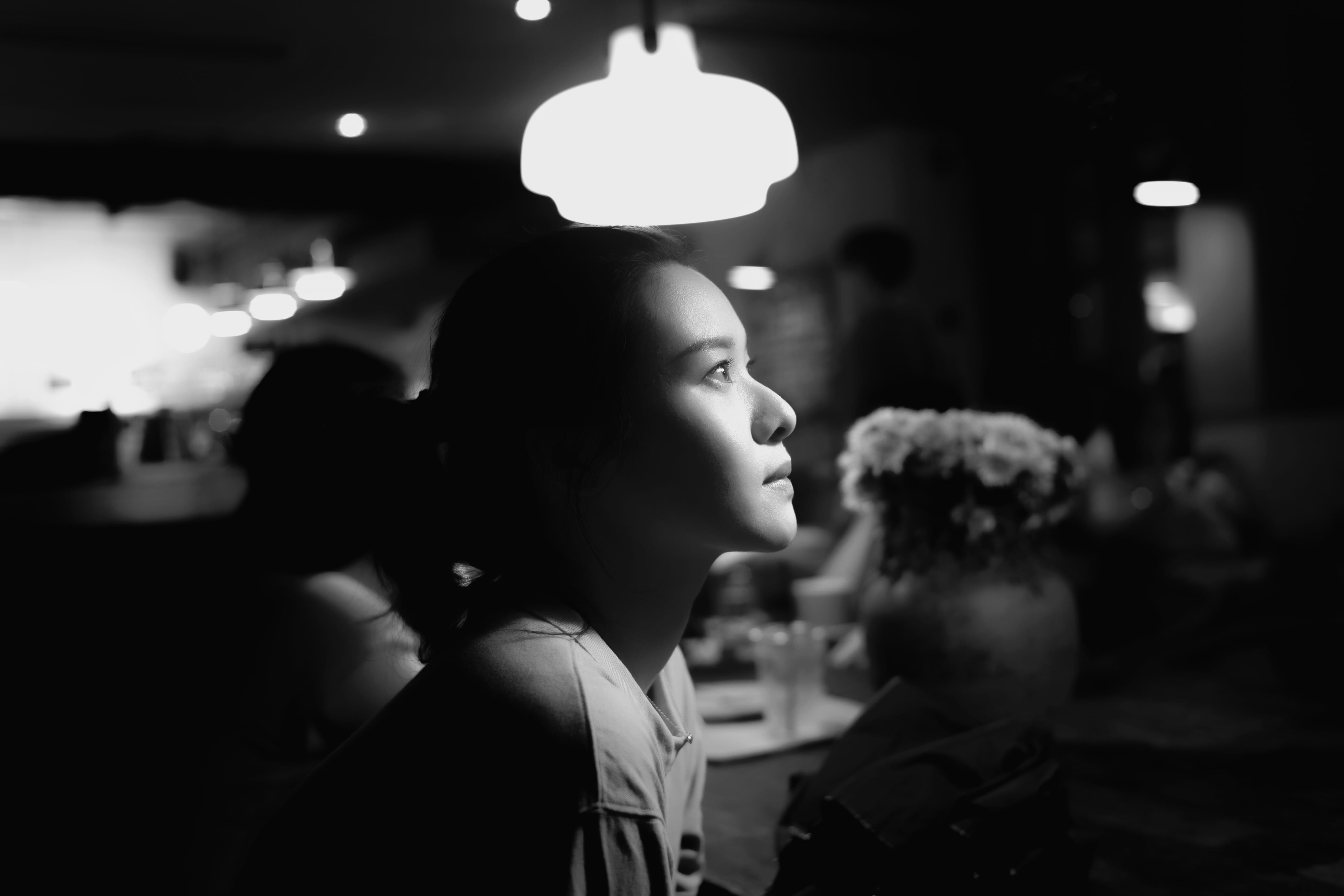 portrait, 5K, side view, shanghai, lighting equipment, leica, focus on foreground, friend, fashion, china, travel, beautiful woman, women, young adult, HD Wallpaper