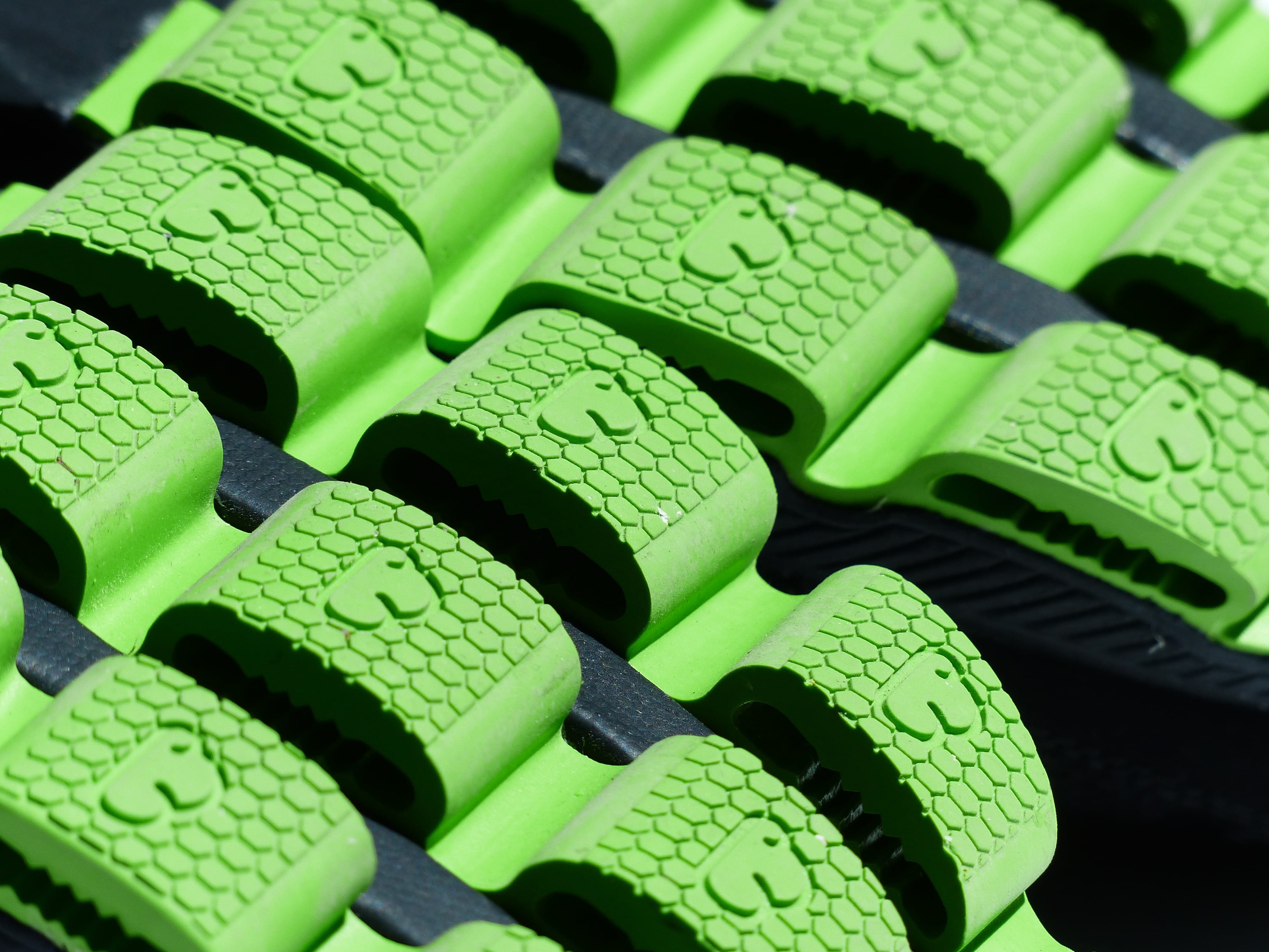 still life, race, frame, friction, computer part, sports shoes, full frame, green color, rubber, sole, sport, computer, computer equipment, abundance, high angle view, HD Wallpaper