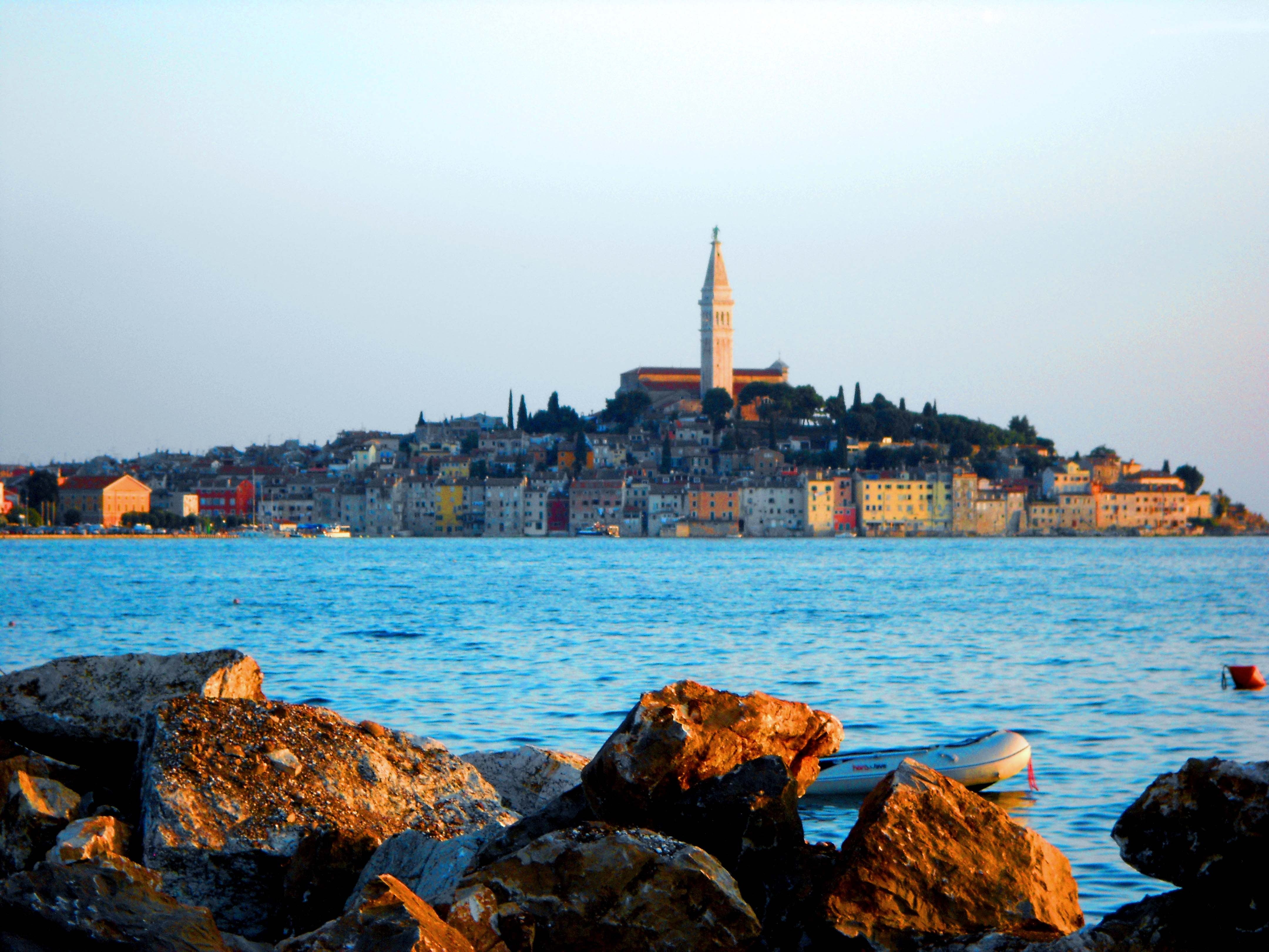 buildings, spire, building, building exterior, sea, water, city, place of worship, famous Place, belief, sunset, no people, religion, cityscape, croatia, HD Wallpaper