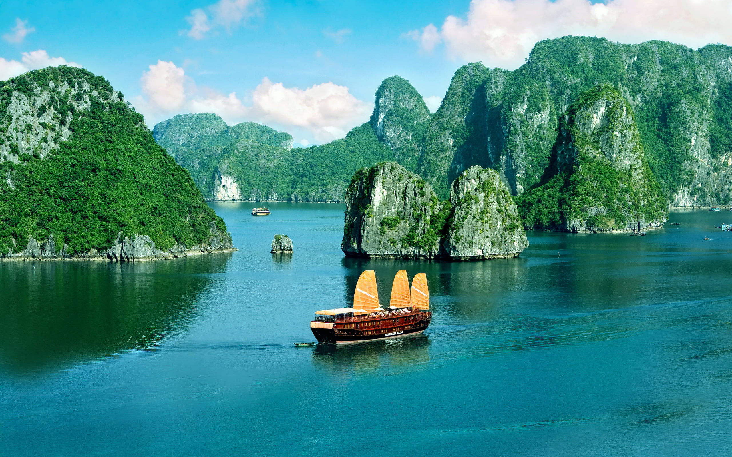 beauty in nature, long, tranquil scene, plant, water, place, idyllic, green color, ocean, tranquility, day, sky, mountain, bay, cloud - sky, nature, nautical vessel, HD Wallpaper