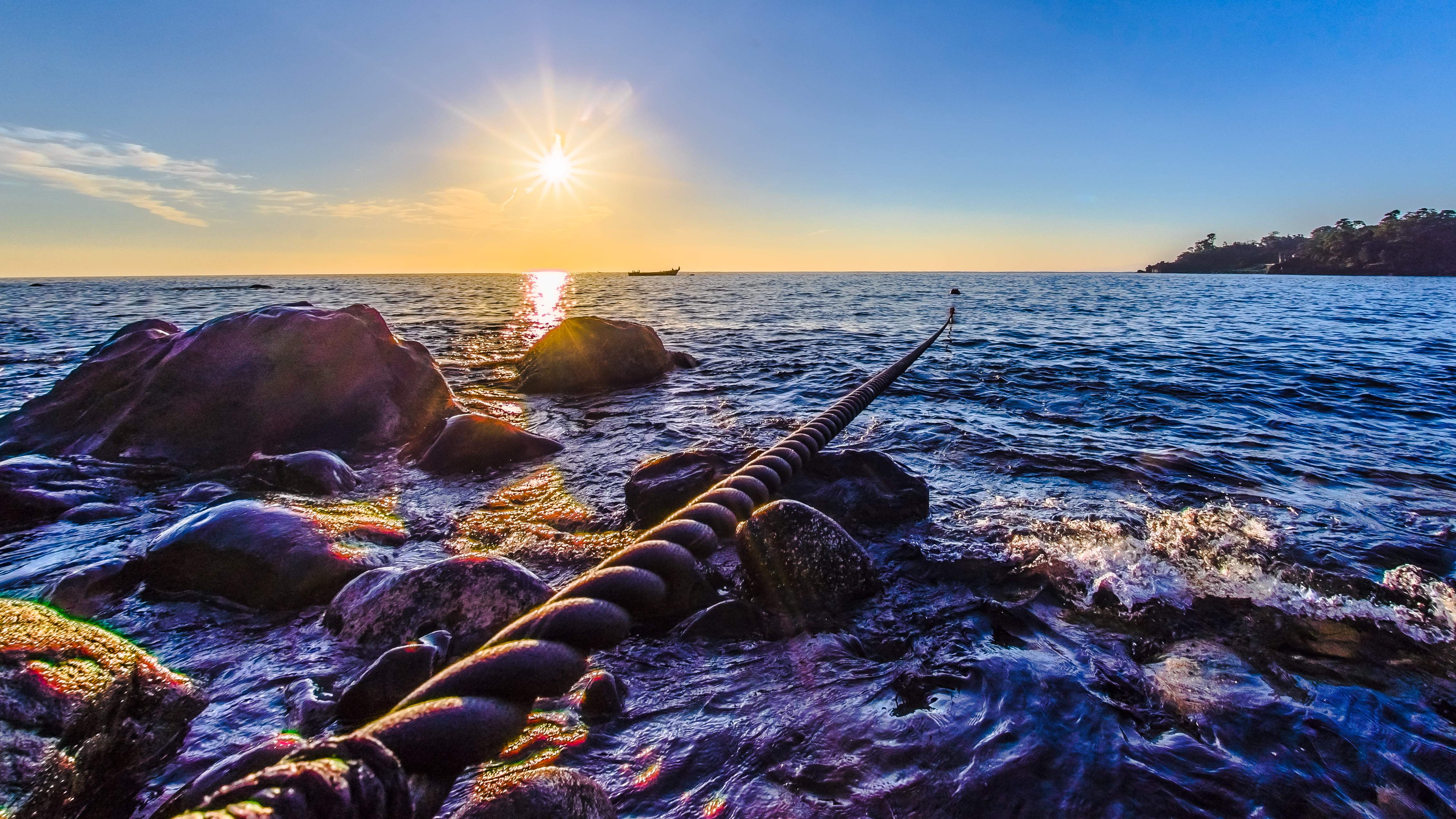 sunlight, beach, morning, sunrise - Dawn, scenics, dusk, sunset, Izu, water, coastline, rock - Object, port, seascape, 4K, nature, sunrise, sea, Futo, HD Wallpaper