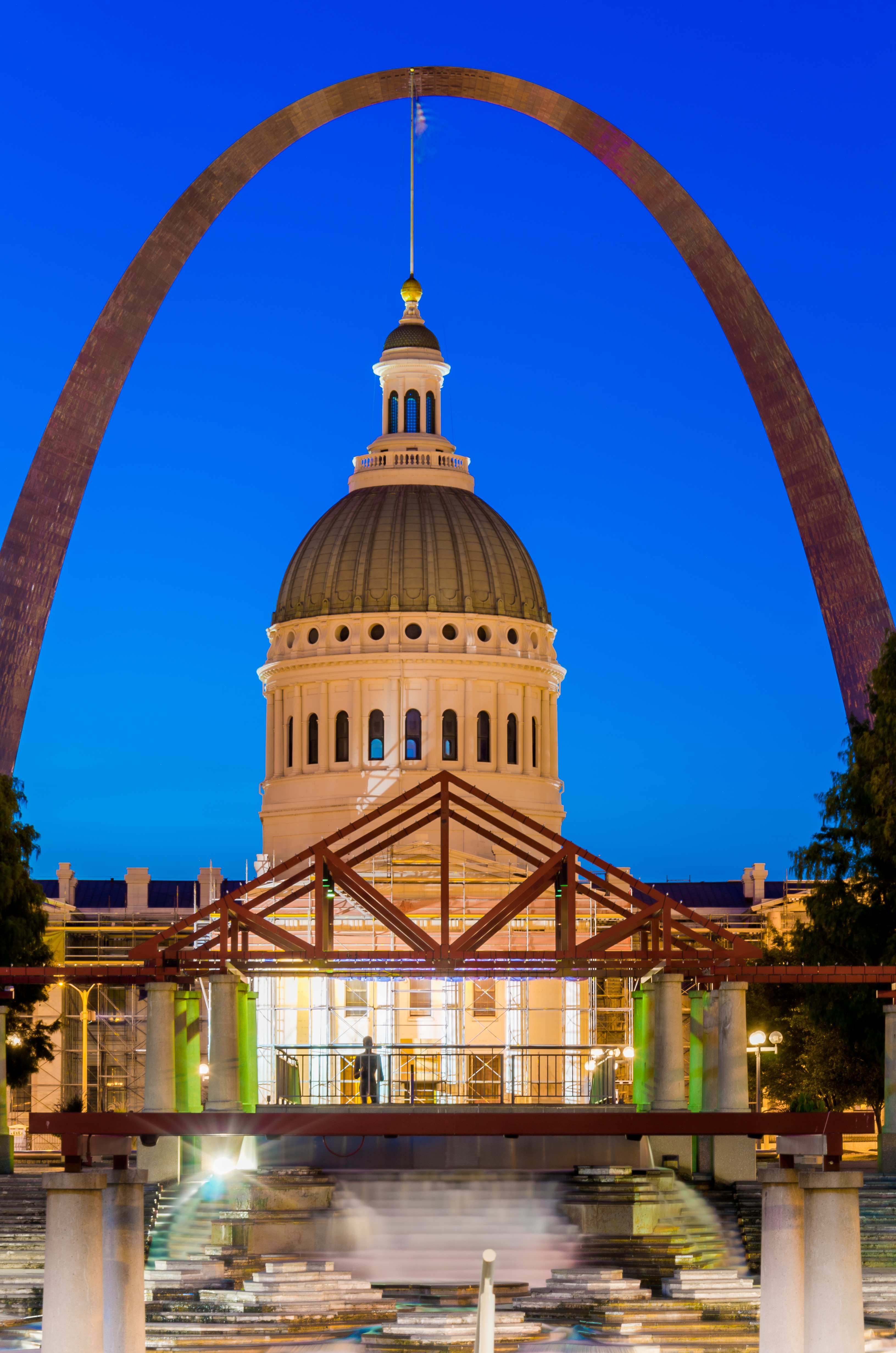 architecture, usa, spirituality, west, monument, saint louis, america, brown, neo-expressionist, nature, gateway to the west, curve, old courthouse, eero saarinen, Phone HD Wallpaper