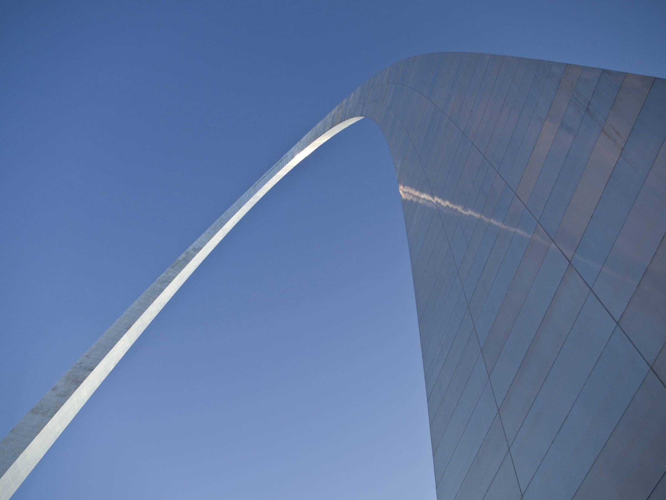 america, neo-expressionist, tourism, arch, day, bridge, copy space, mississippi, landmark, nature, 1080P, metal, structure, memorial, gateway to the west, HD Wallpaper