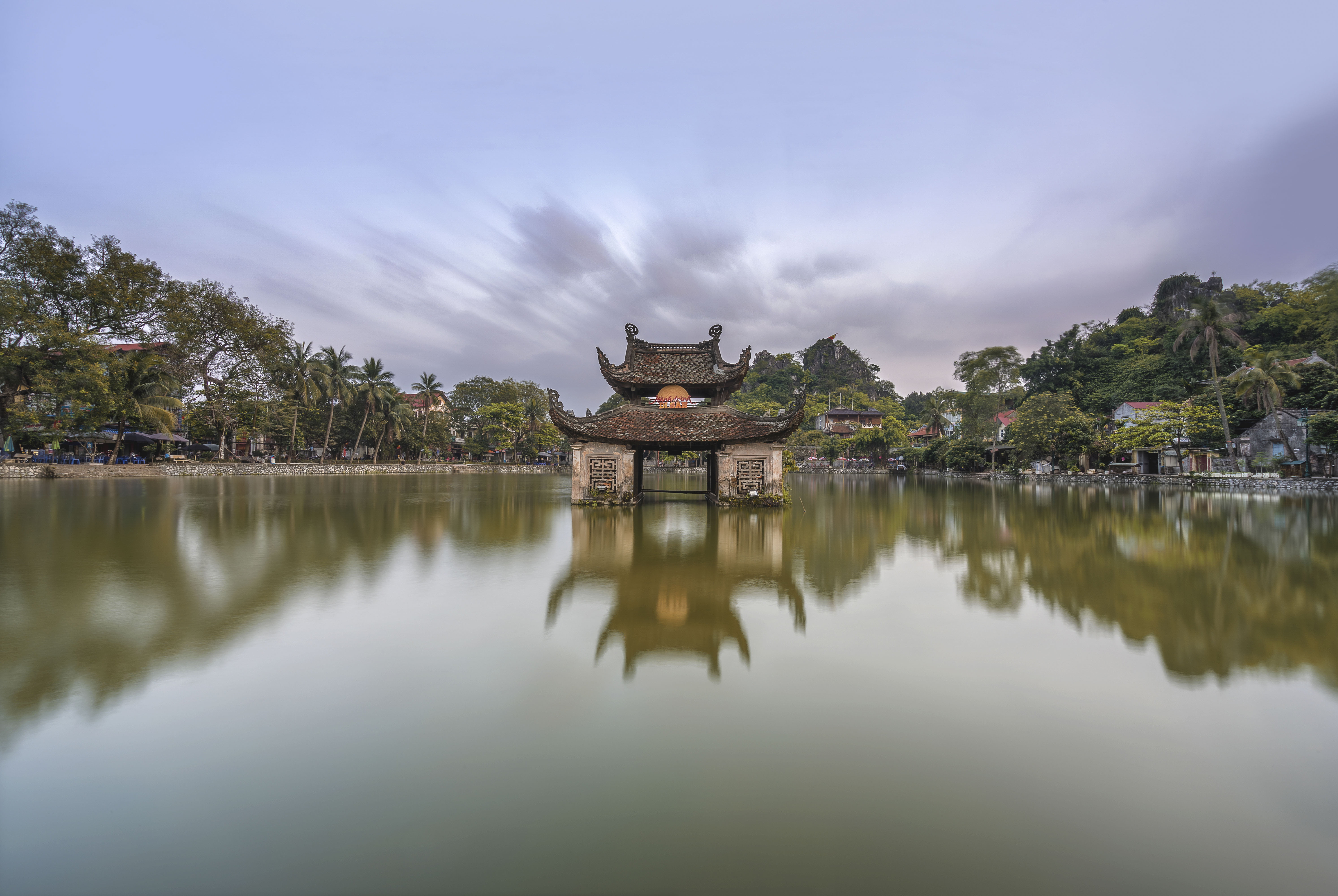 reflection, cultures, brown, clouds, tranquility, tranquil scene, gateway, 5K, sky, building exterior, cloud - sky, famous Place, adventure, river, landscape, HD Wallpaper