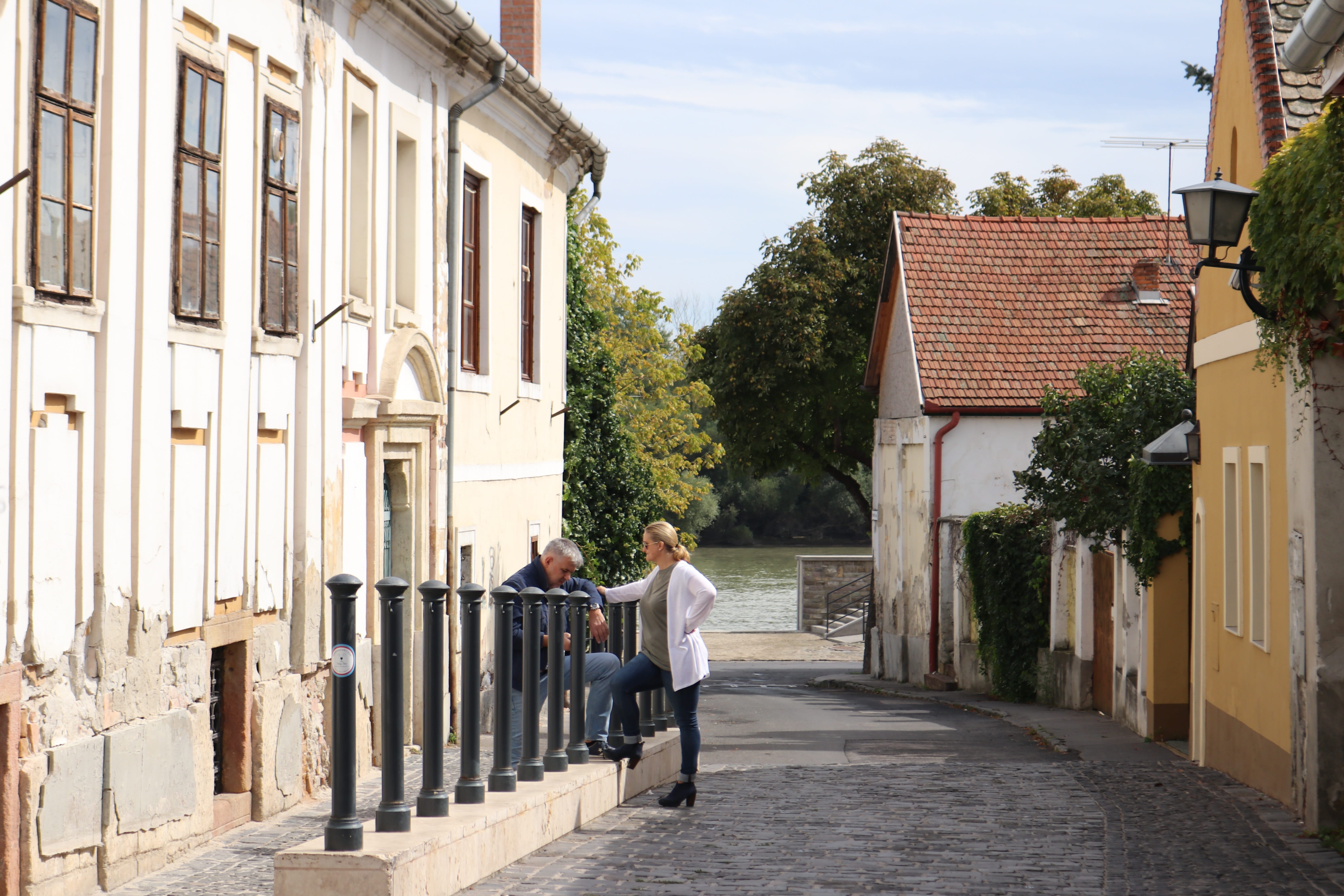 hungary, residential district, couple - relationship, building, sky, two people, day, city, rear view, 5K, tree, house, lifestyles, adult, landscape, building exterior, HD Wallpaper