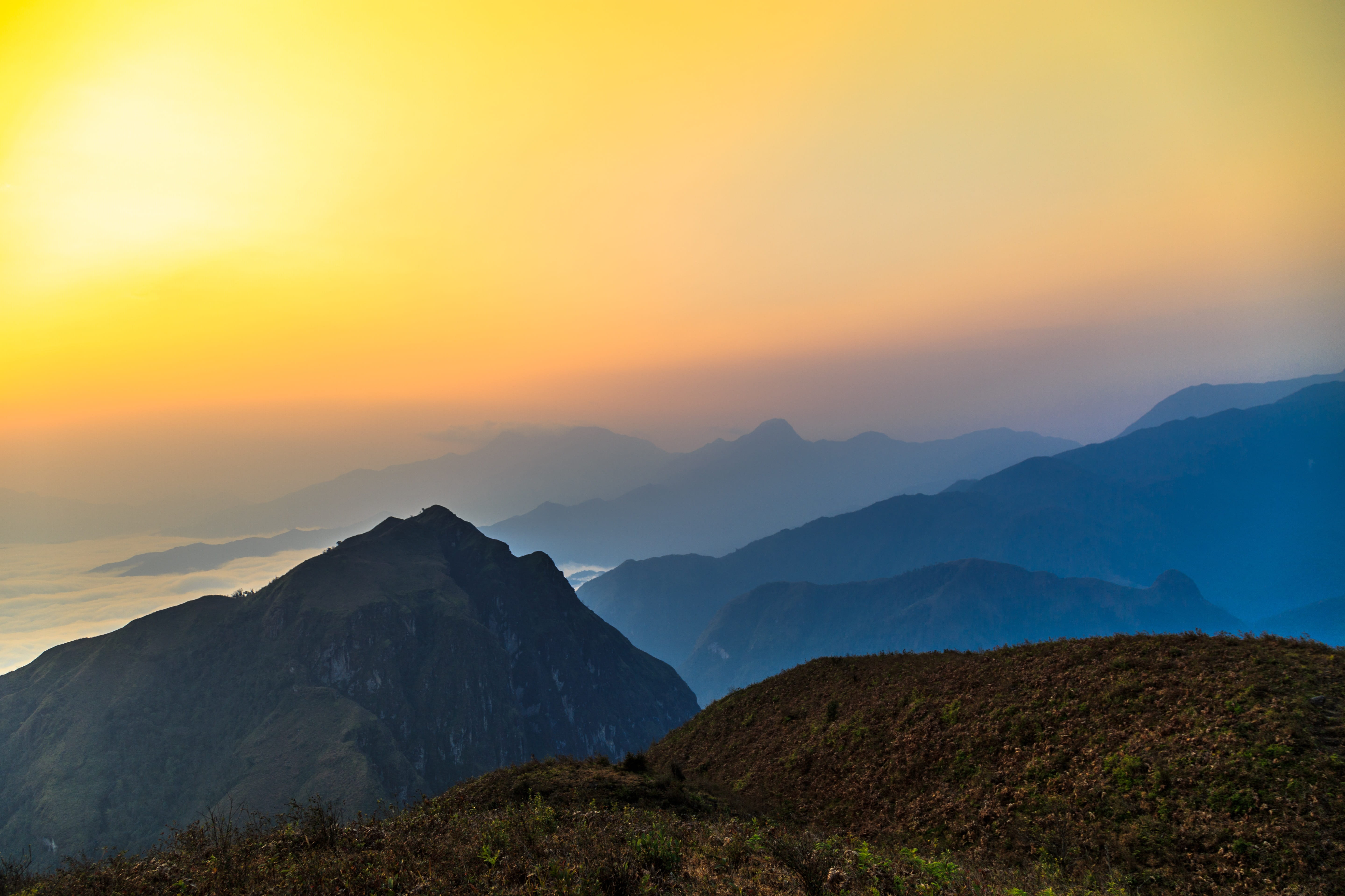near, view, tranquil scene, land, mountain, sky, 5K, tranquility, environment, lao cai province, water, salt moutain, fog, travel, body, nature, bach moc luong tu, HD Wallpaper