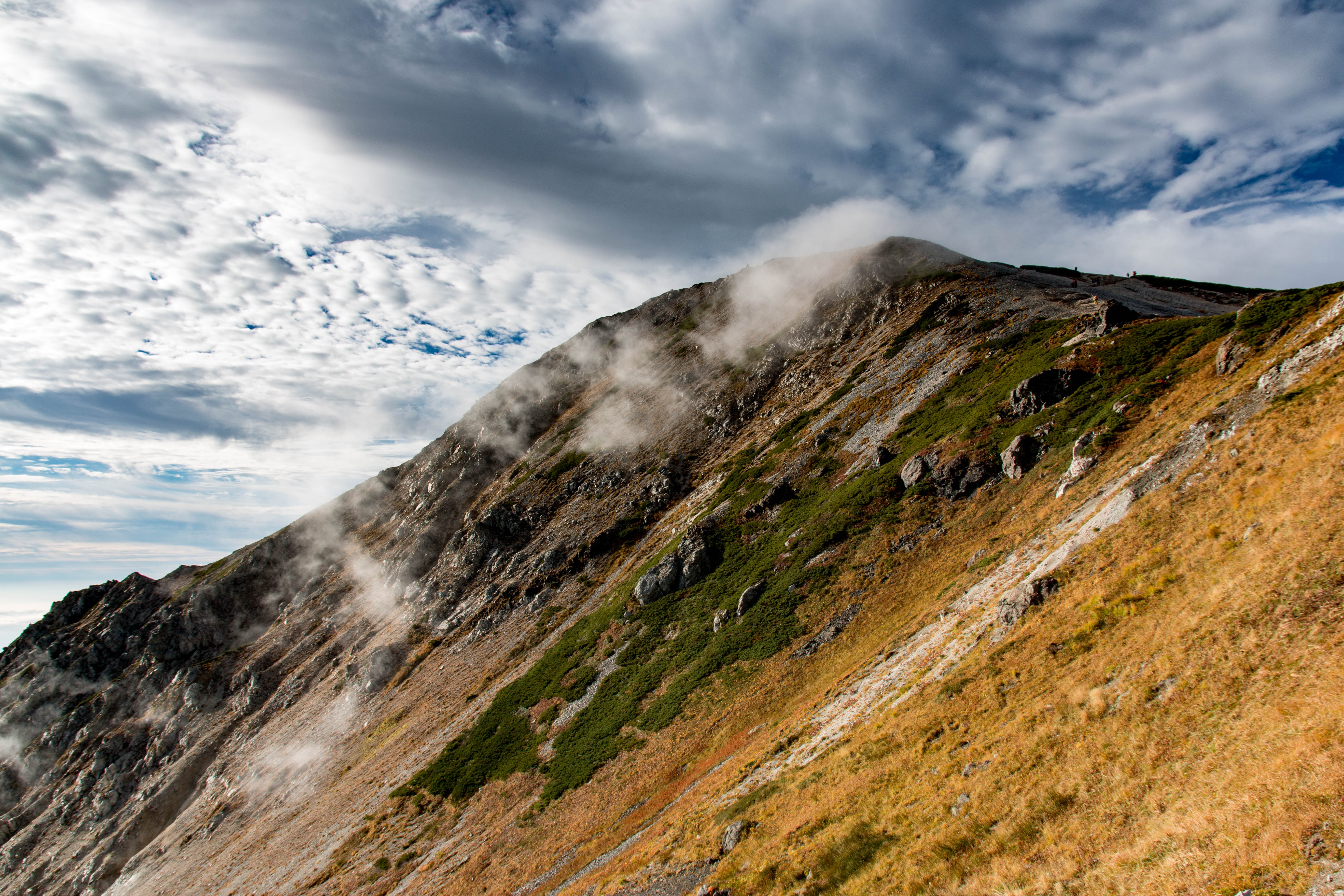 summer, jpg, low, nature, cloud - Sky, IMG, hiking, 山, 風景, low angle, europe, angle, mountain, clouds, hill, landscape, rock - Object, scenics, 5K, sky, HD Wallpaper