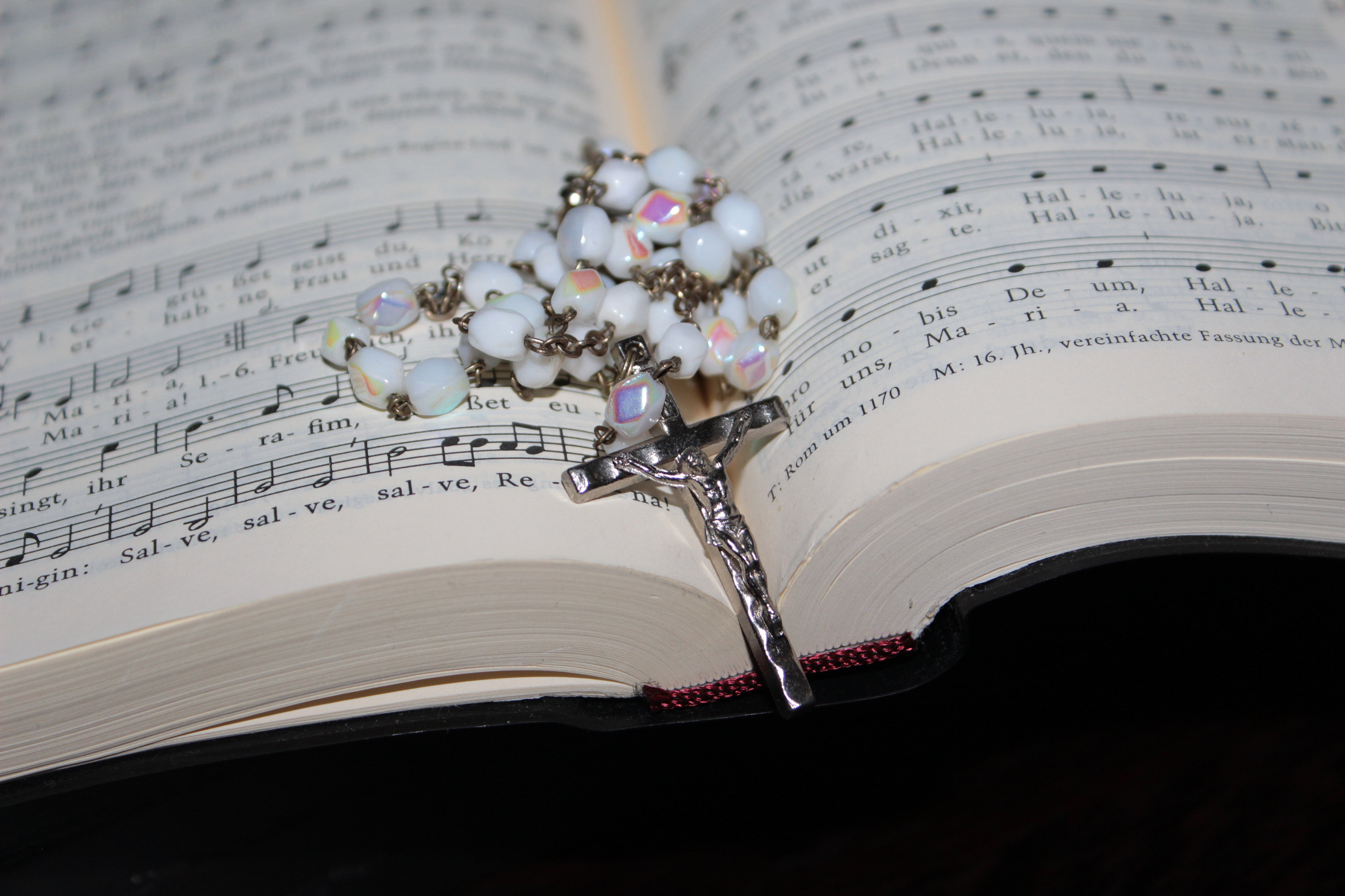 prayer book, still life, positive emotion, music, musical Note, 5K, page, mourning, symbol, pendant, colored, indoors, faith, rosary, close-up, paper, HD Wallpaper