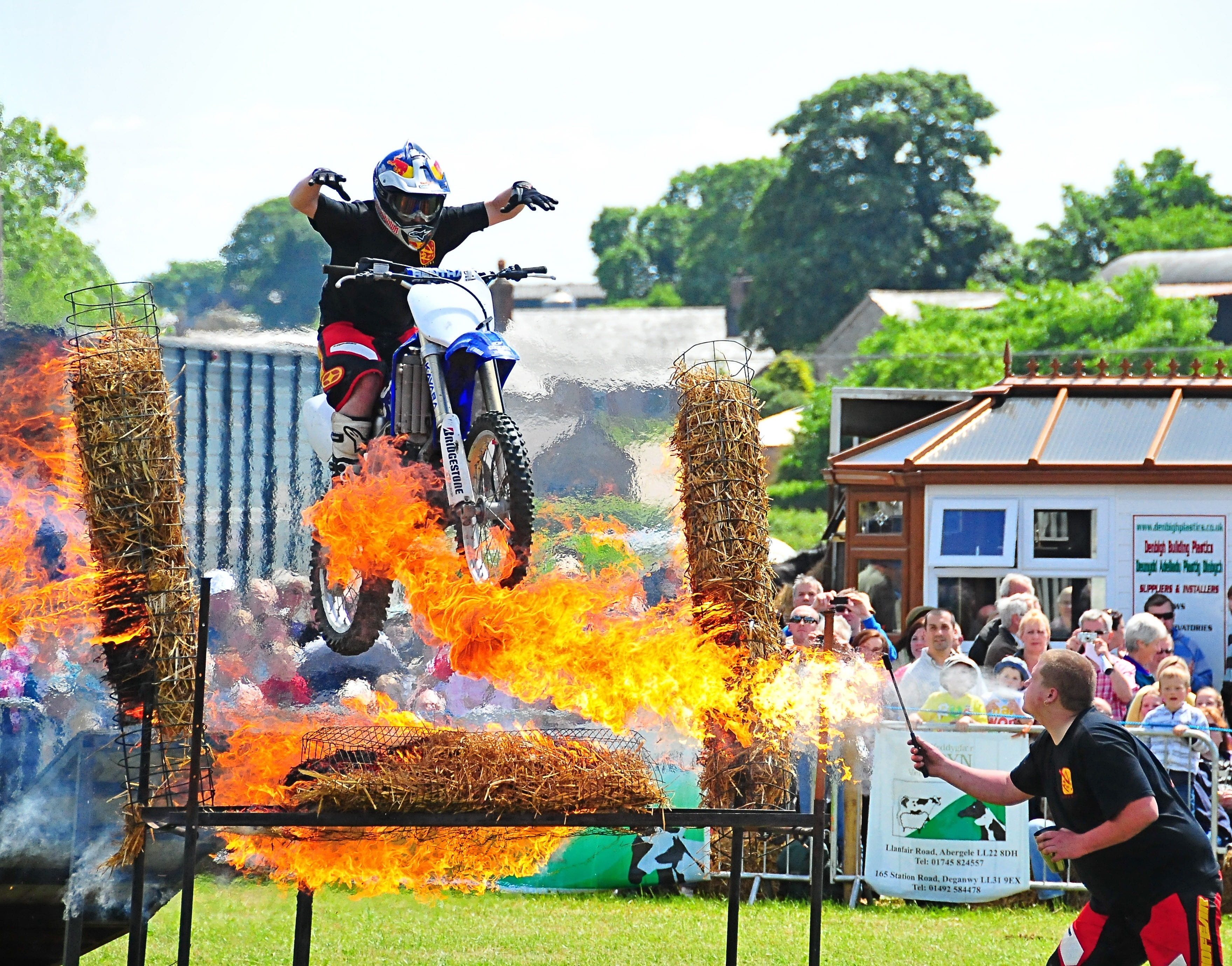 day, riding, leisure activity, bike, sport, nature, tree, rider, dangerous, outdoors, stunt, 2K, mid-air, plant, helmet, lifestyles, moto, motion, headwear, HD Wallpaper