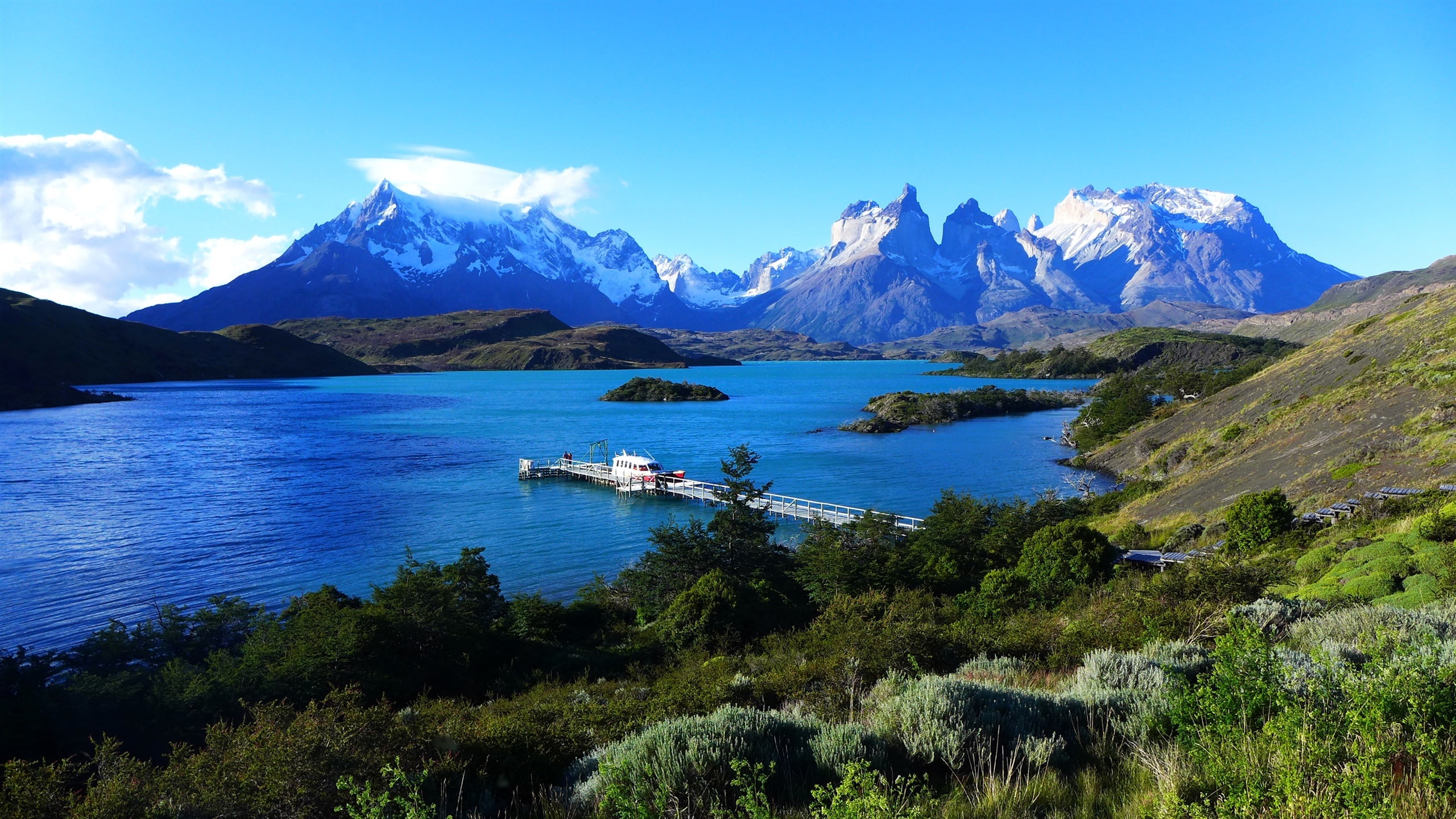 green, Mountains, Sky, pehoe, Chile, trees, Patagonia, glaciers, Lake, 2K, Pier, mountain, HD Wallpaper