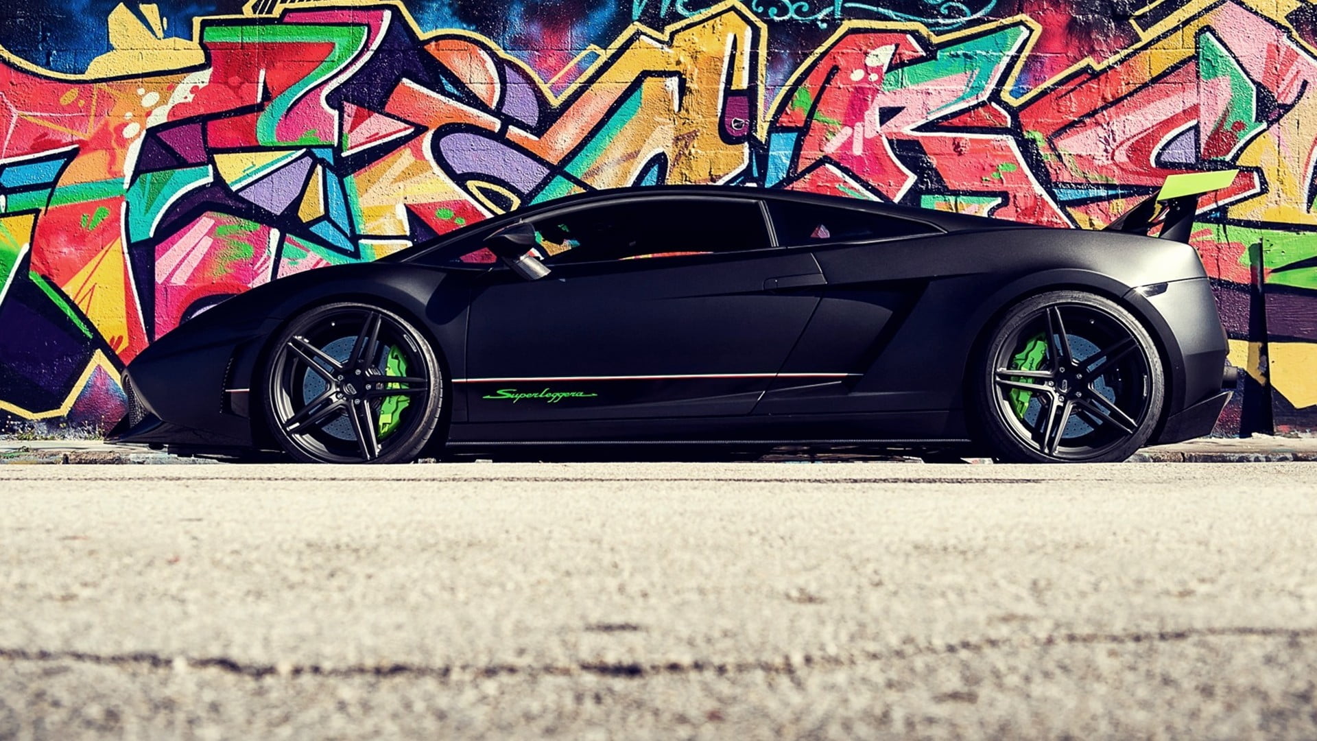 multi colored, coupe, Lamborghini Gallardo Superleggera LP570, built structure, garage, graffiti, city, no people, stationary, 1080P, land vehicle, mode of transportation, HD Wallpaper