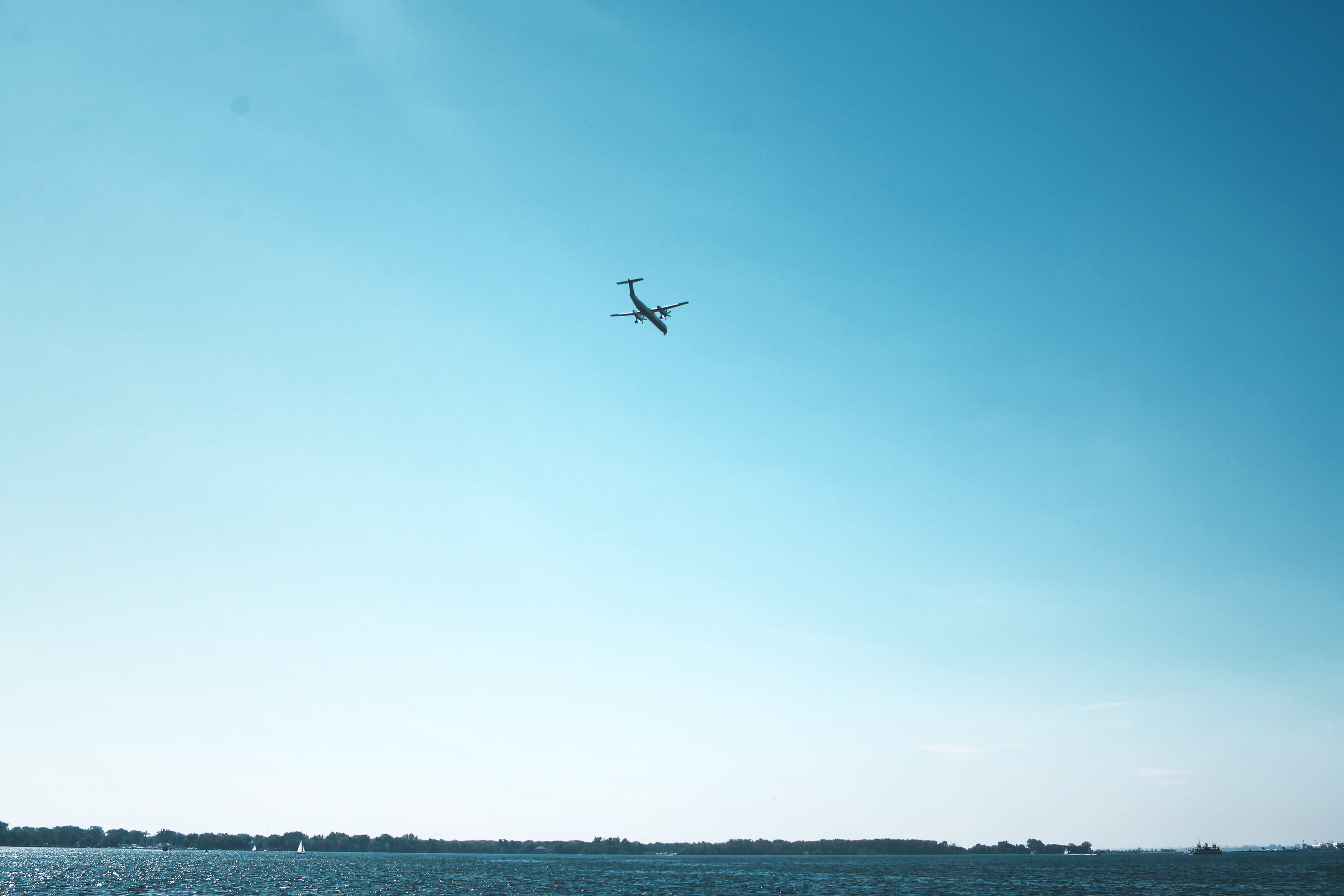 mid-air, golden hour, minimal, on the move, silhouette, air vehicle, canada, beauty in nature, plane, flying, travel, transportation, no people, mode of transportation, HD Wallpaper