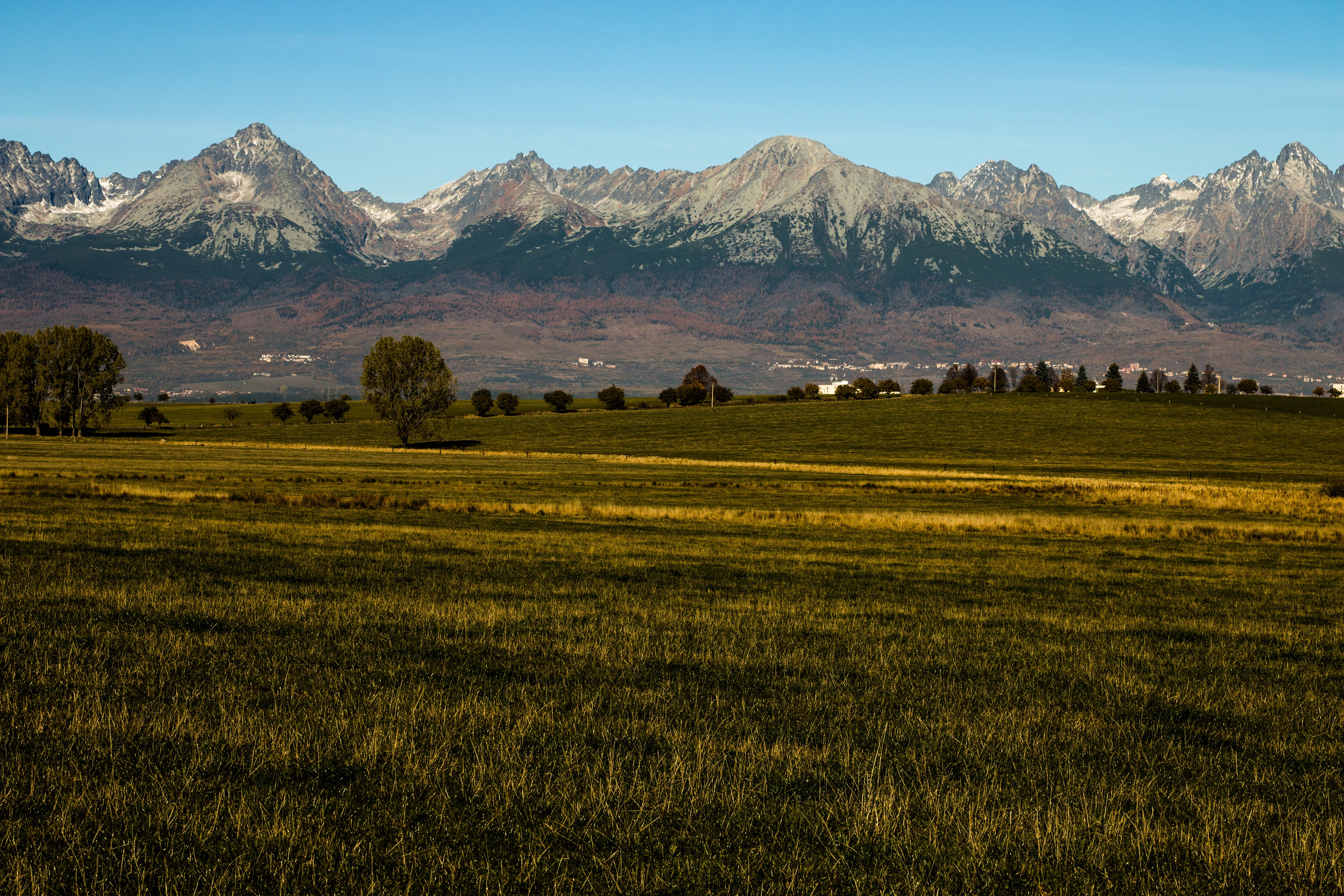 outdoors, 5K, country, rural scene, vysoké tatry, panorama, non-urban scene, no people, autumn, land, landscape, snowcapped mountain, scenics - nature, HD Wallpaper