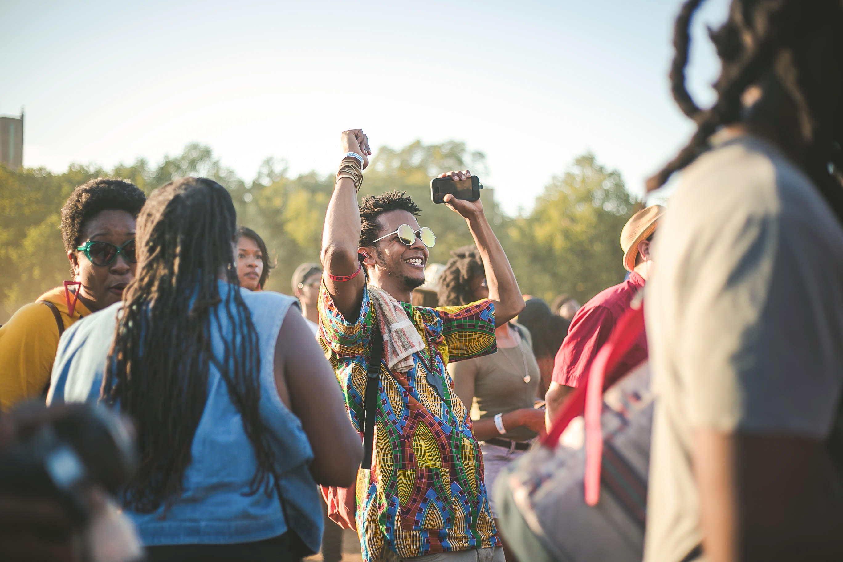 happiness, celebration, concert, crowd, multicolored, music festival, people, young adult, music, smiling, outdoor, outdoors, togetherness, friendship, HD Wallpaper